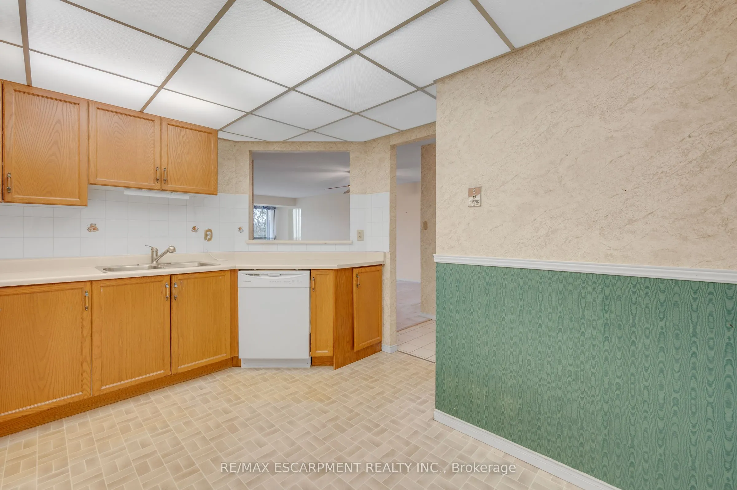 5070 Pinedale Avenue #302
