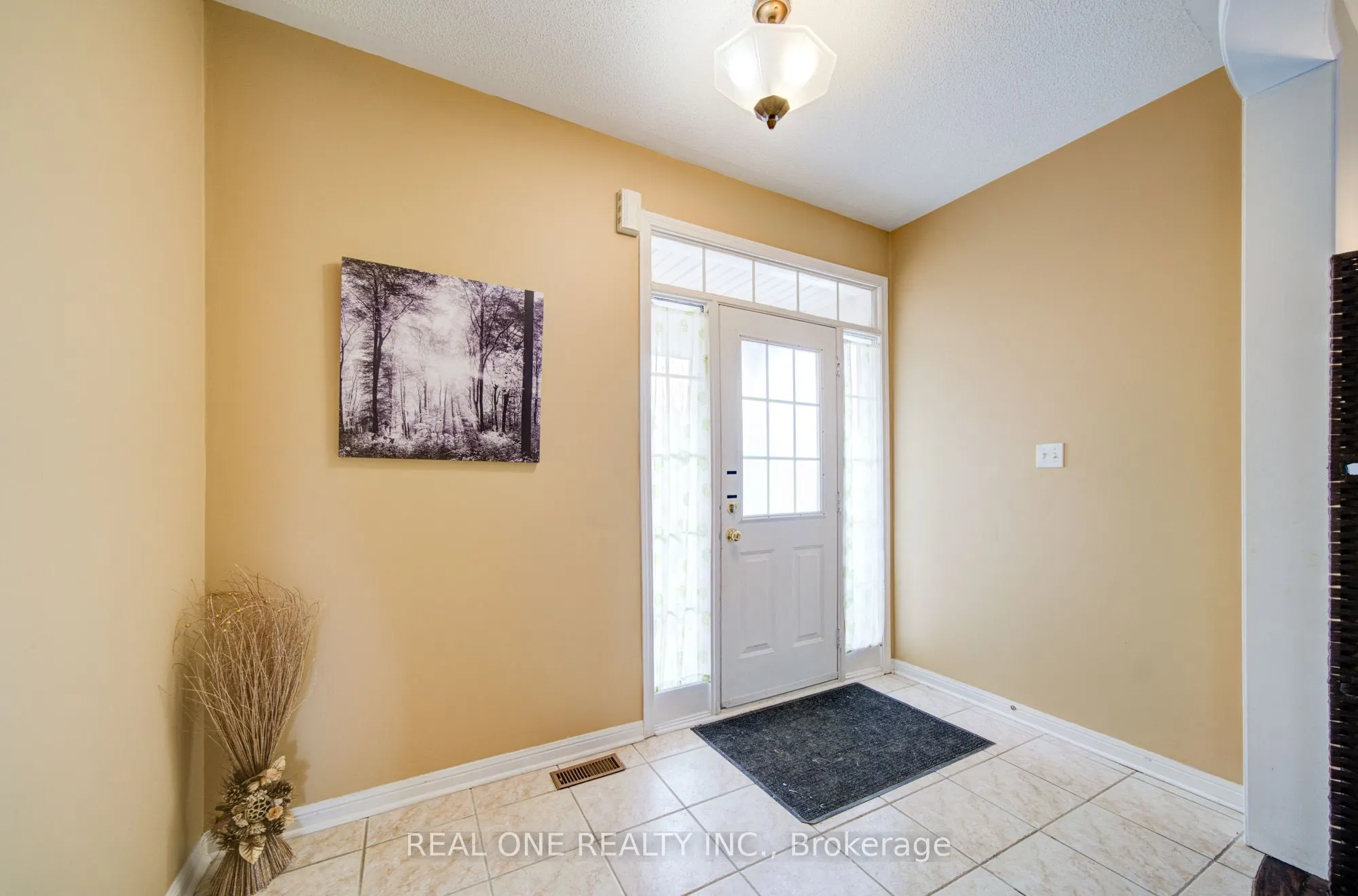 3696 Waterfall Crescent
