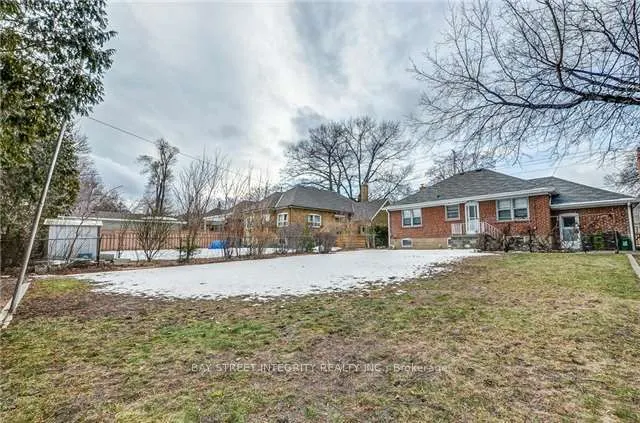 889 Royal York Road