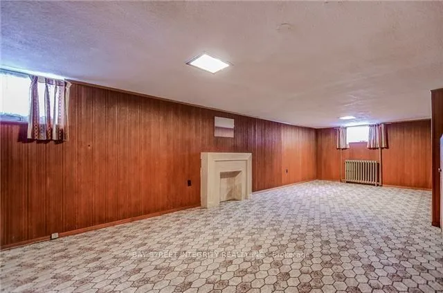 889 Royal York Road