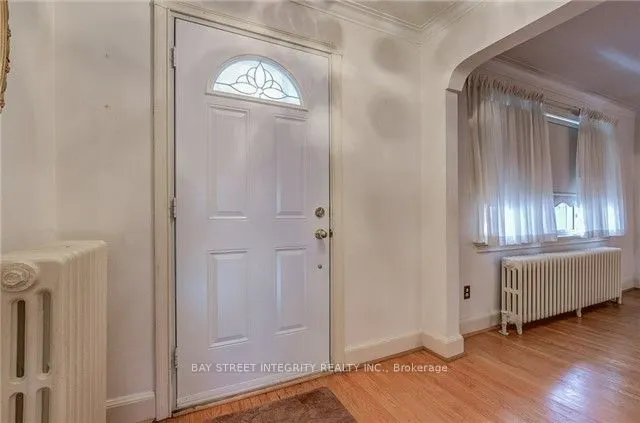 889 Royal York Road