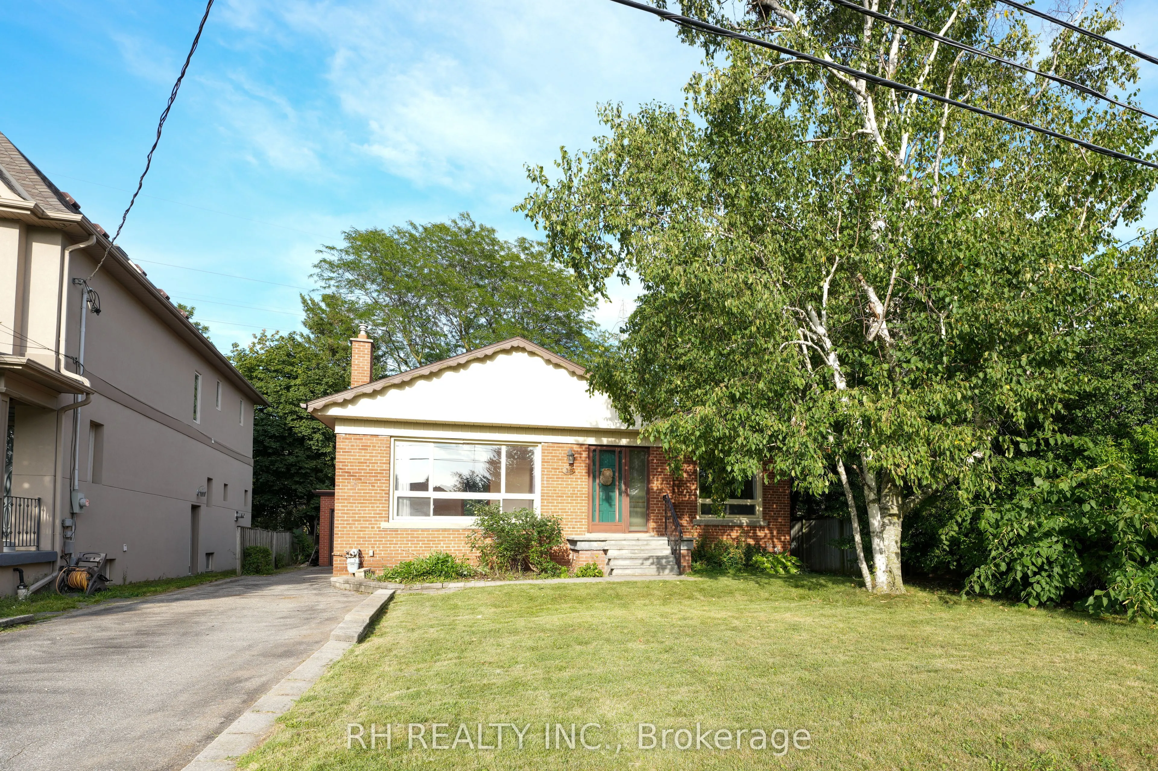 35 Glen Agar Drive