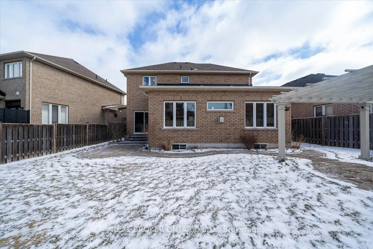 636 Serafini Crescent