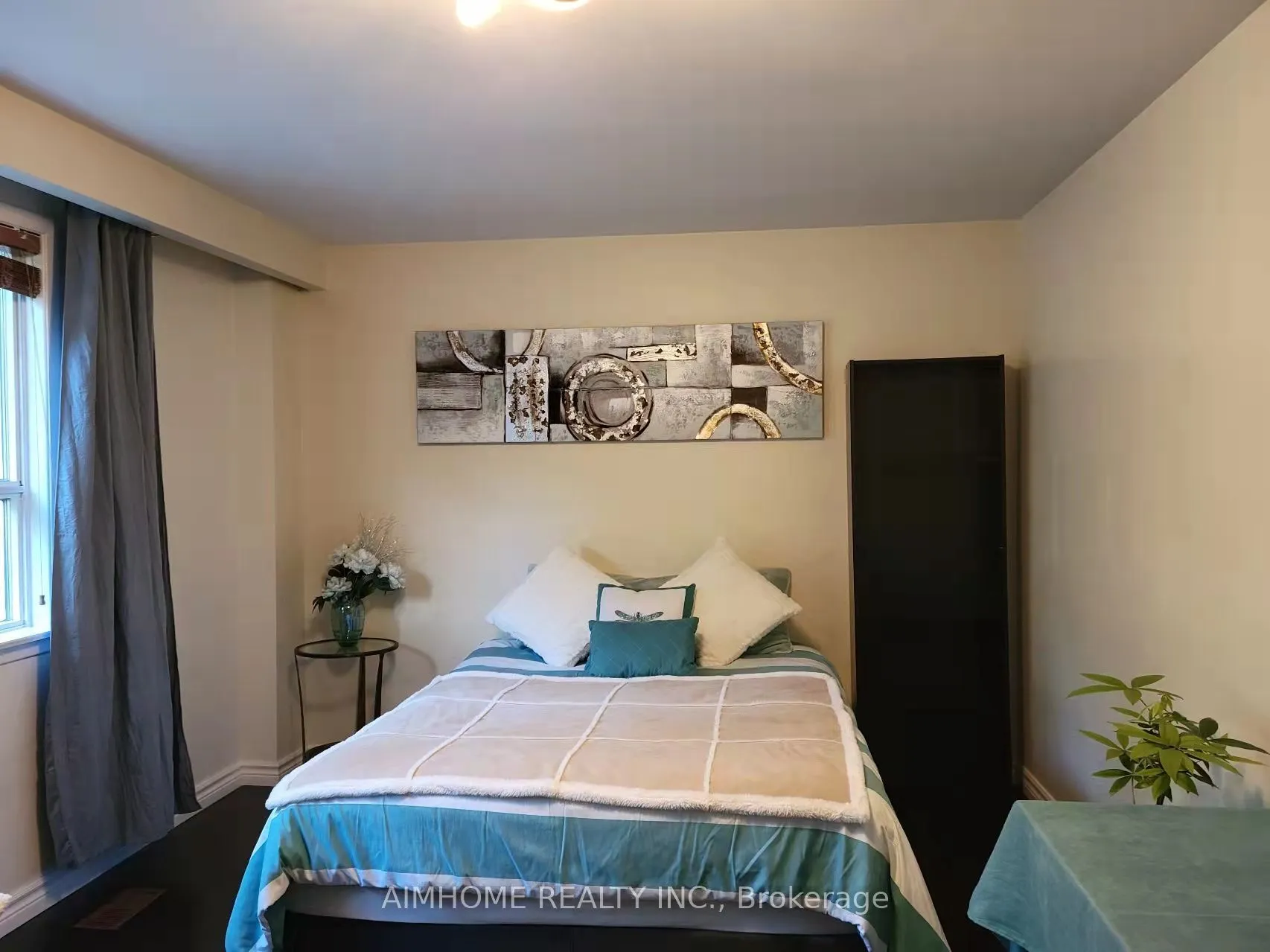 68 Claver Avenue ##1