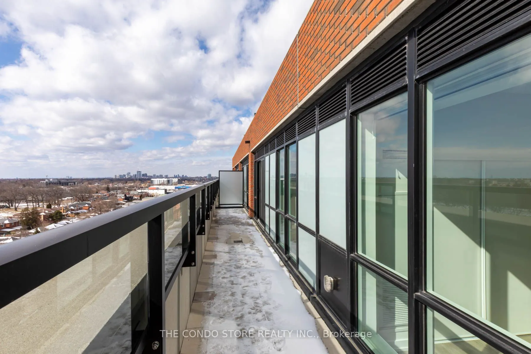 2300 St. Clair Avenue W #905