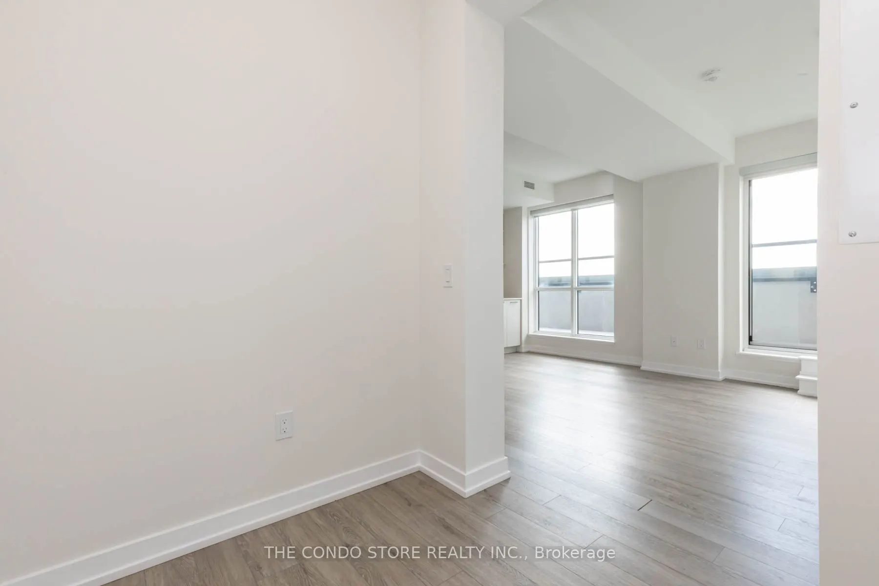 2300 St. Clair Avenue W #905