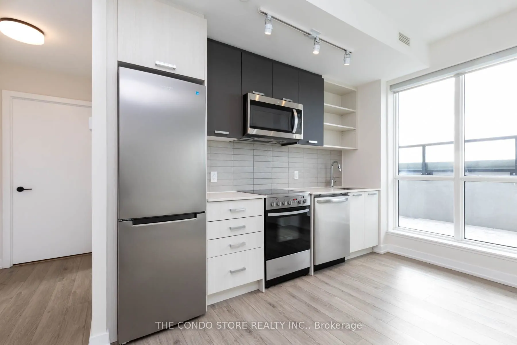 2300 St. Clair Avenue W #905
