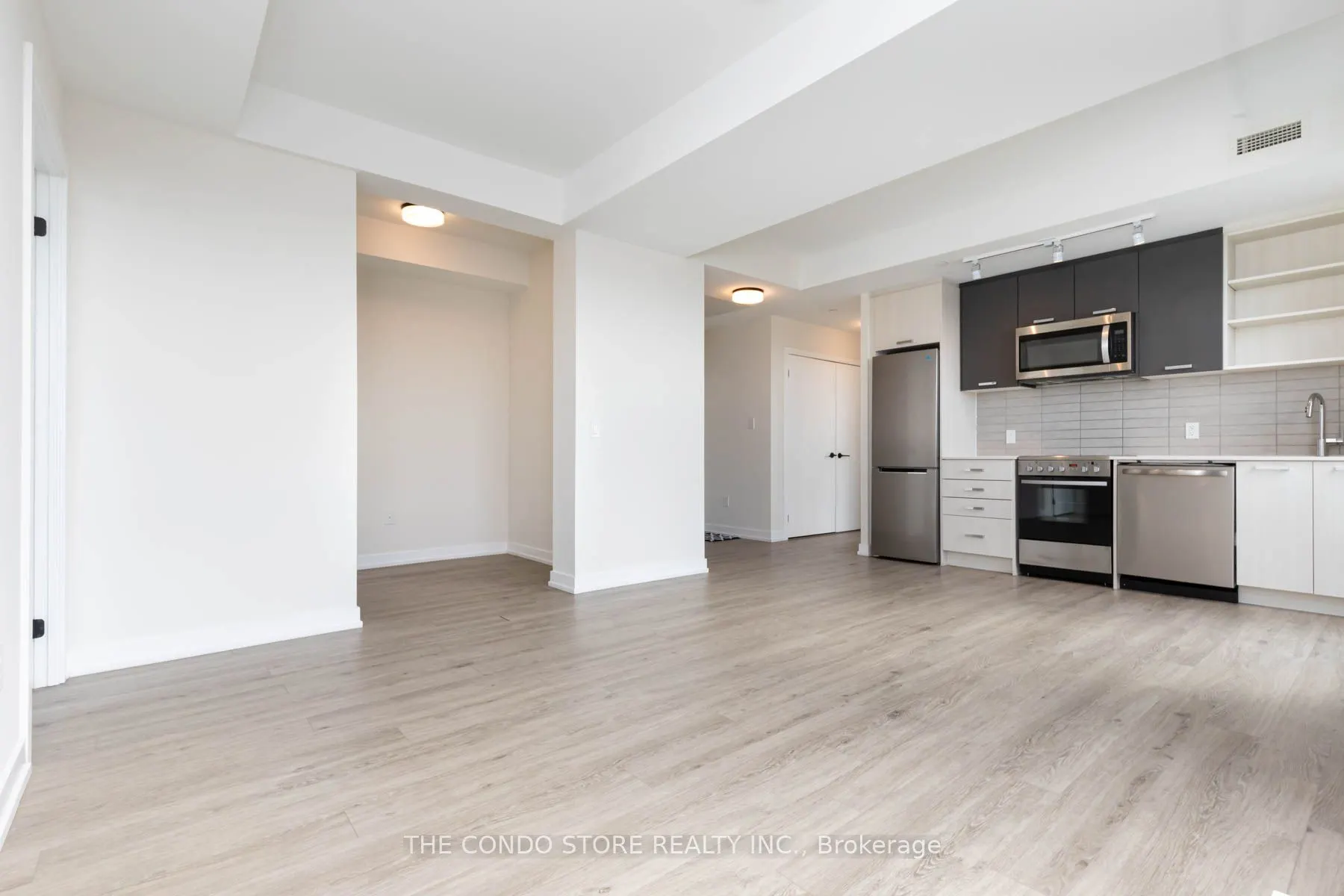 2300 St. Clair Avenue W #905