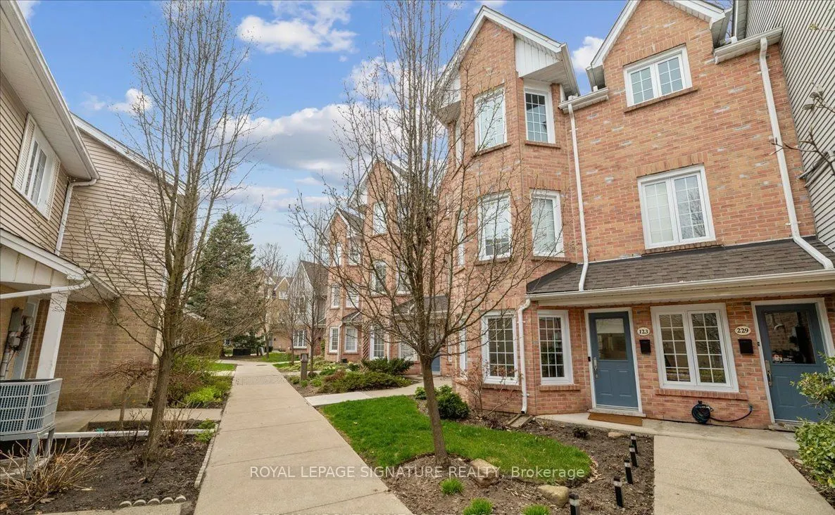 2110 Cleaver Avenue #242