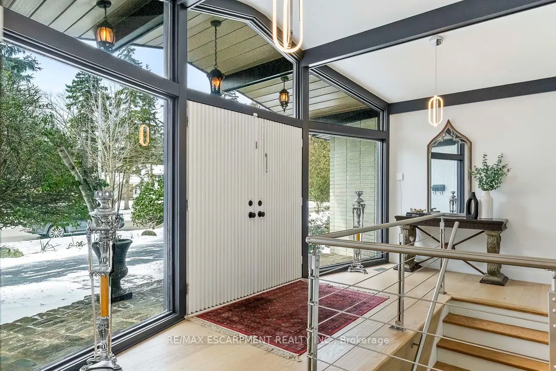 625 Sir Richards Road