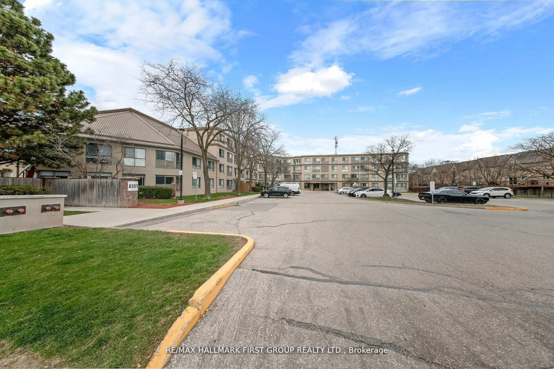 8351 McLaughlin Road S #218