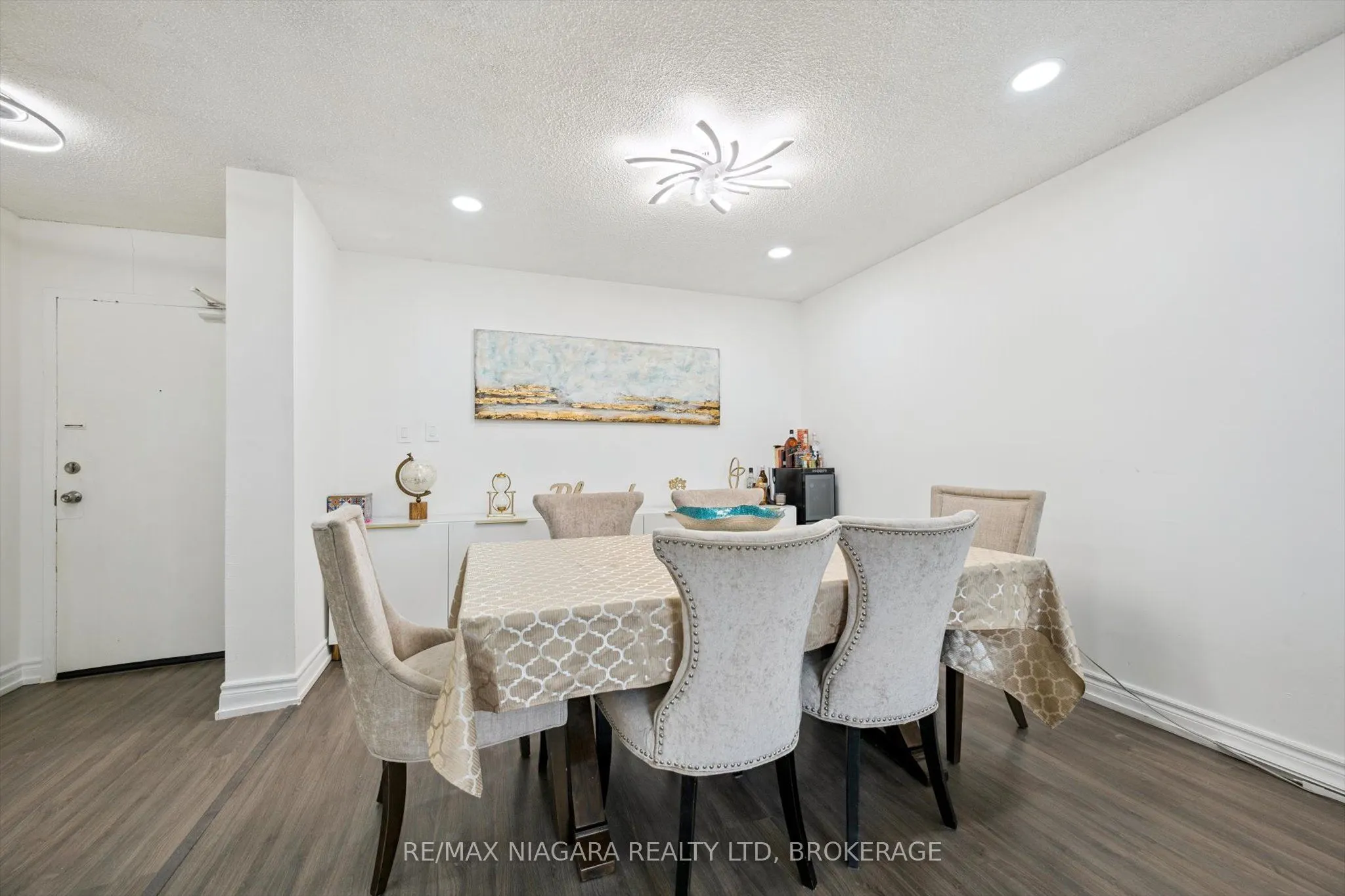340 Dixon Road #2306