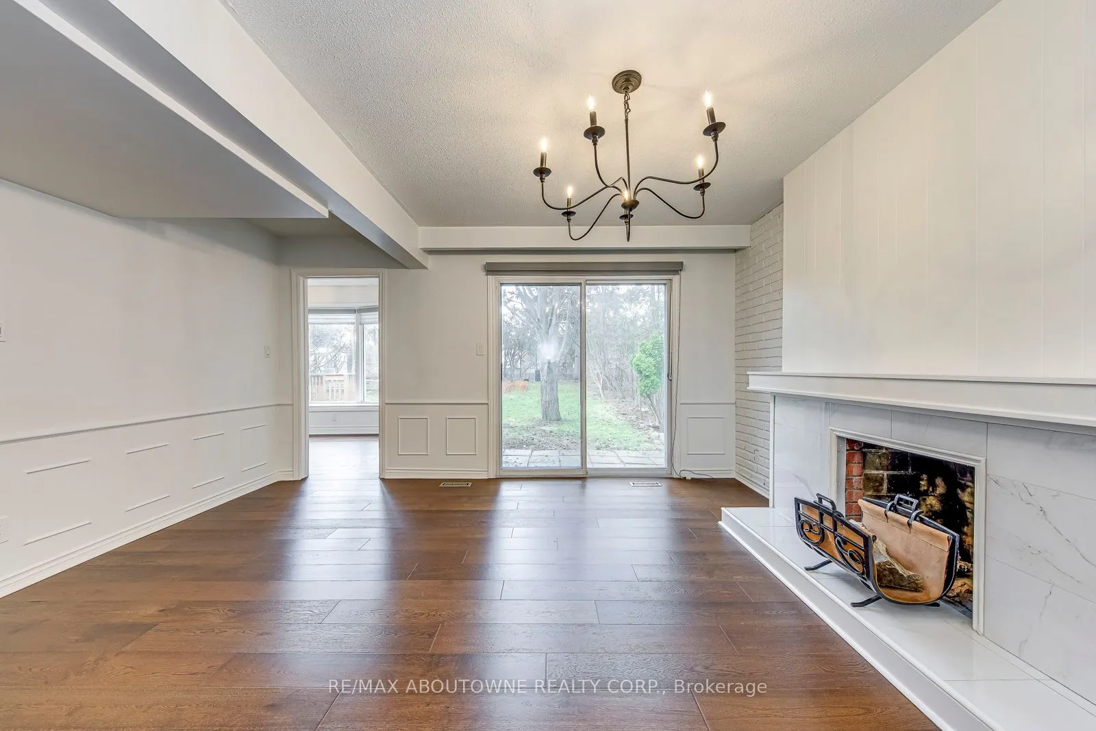 2565 Windjammer Road