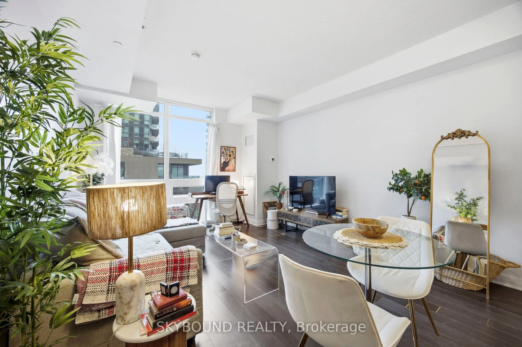 60 Annie Craig Drive #B714