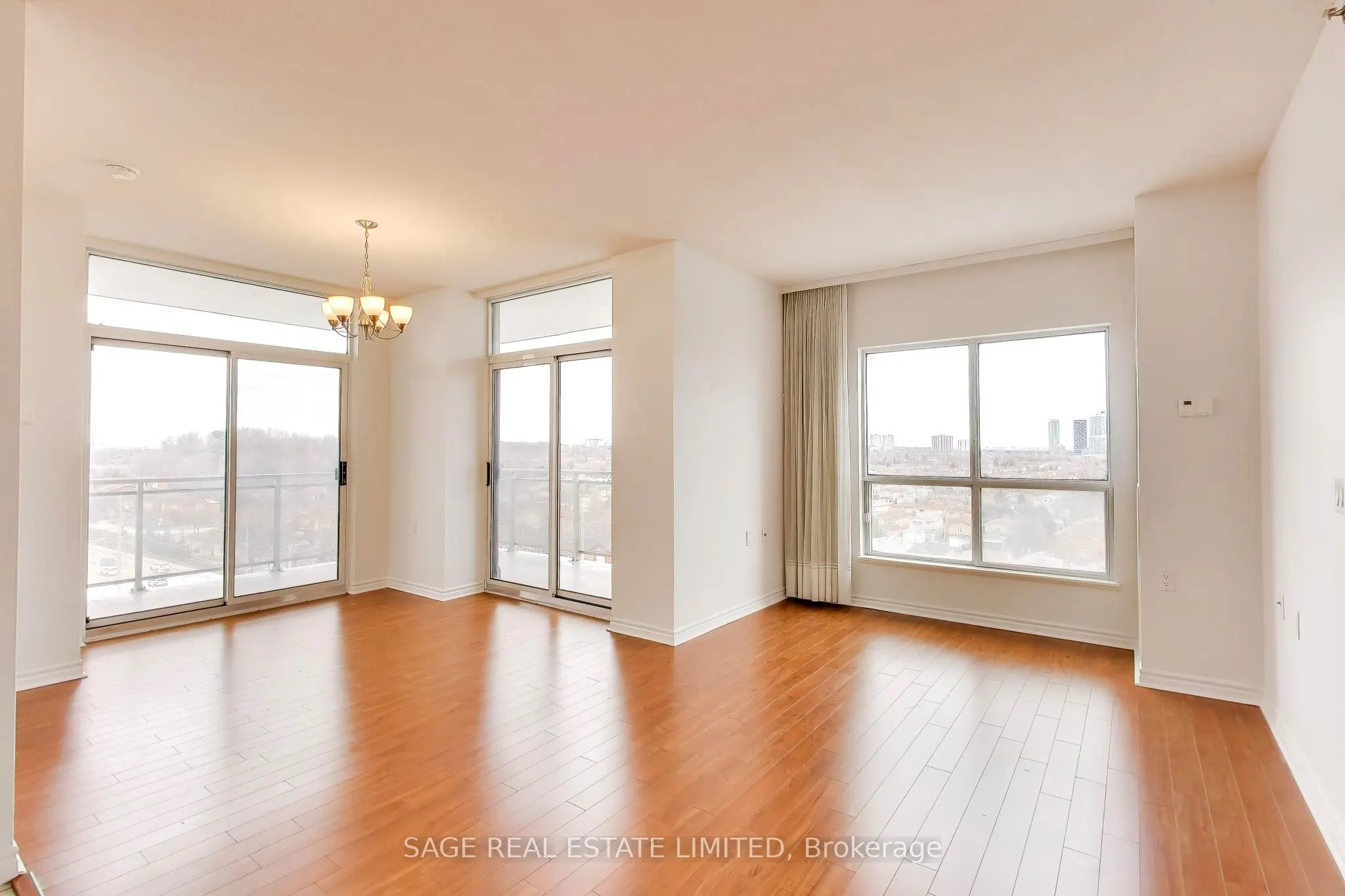 810 Scollard Court #902
