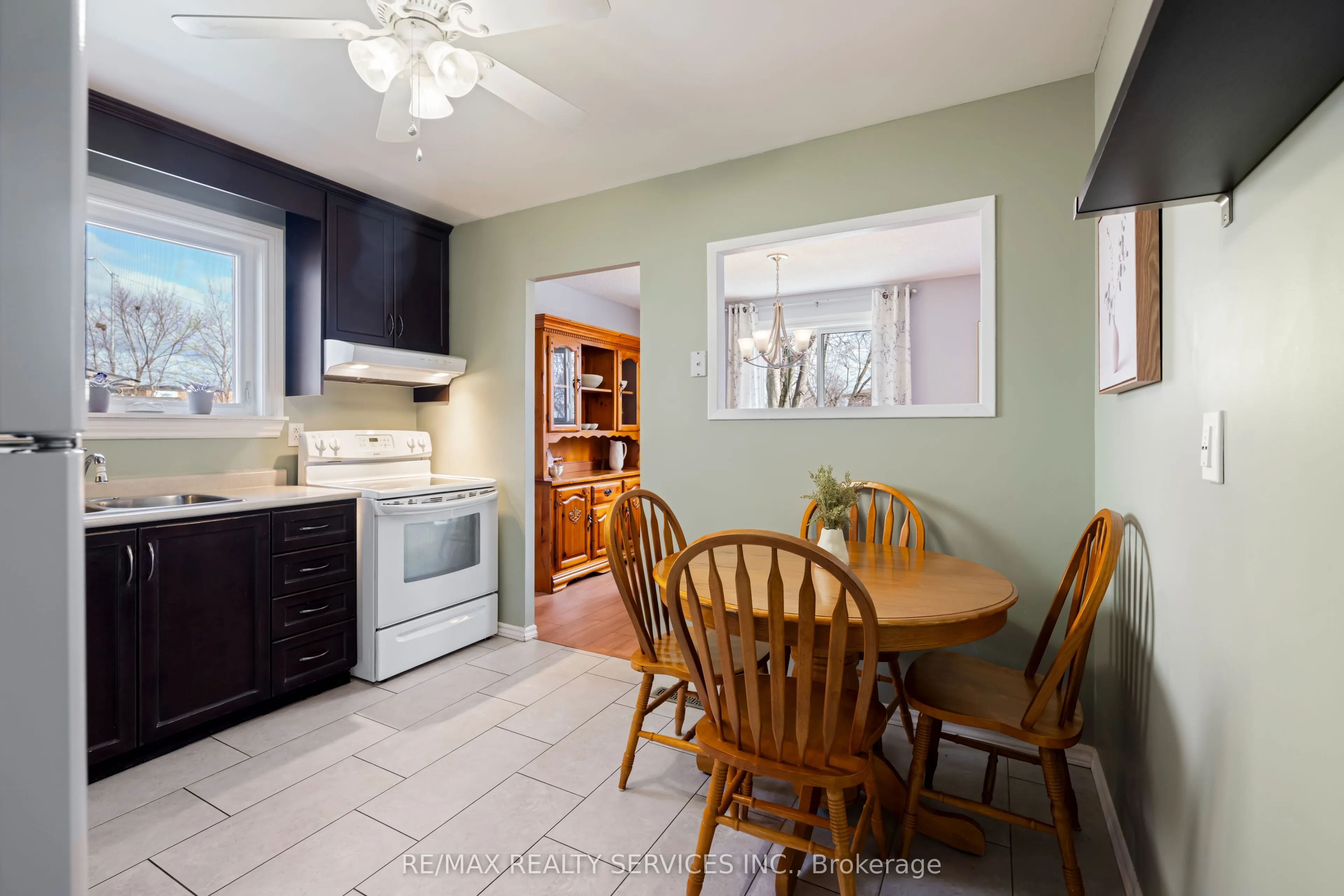 6 Glenridge Road