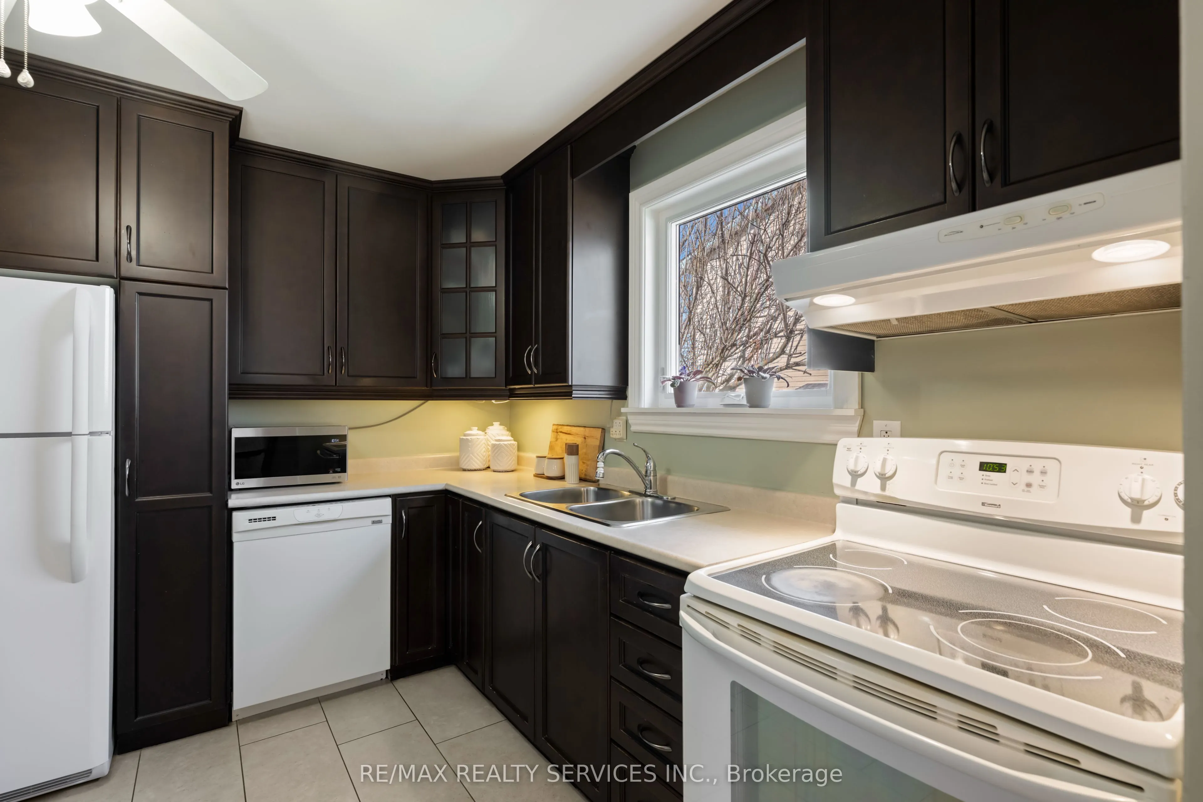 6 Glenridge Road