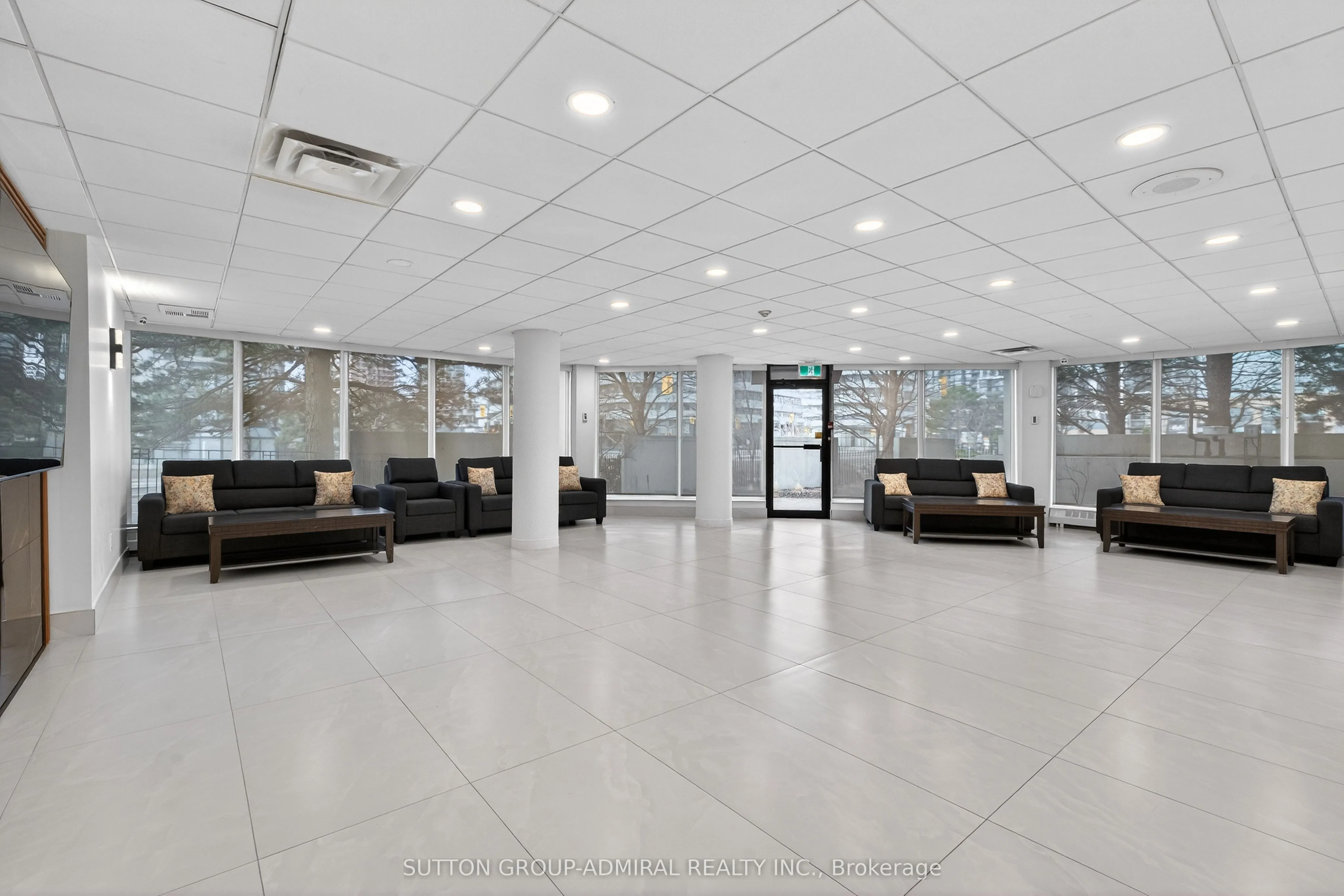 350 Webb Drive #308