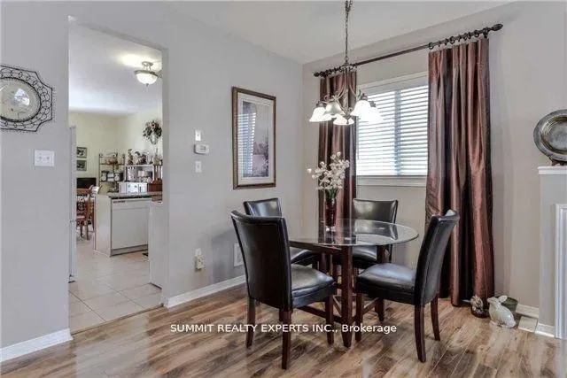 23 Bissell Drive N