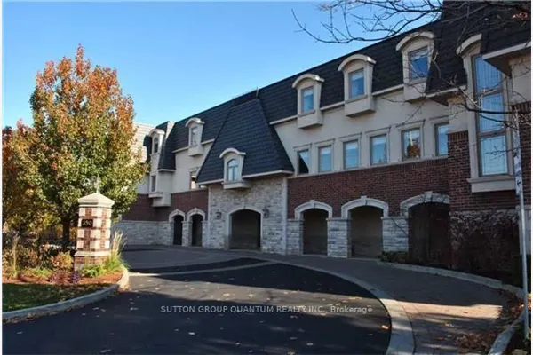 390 Upper Middle Road E