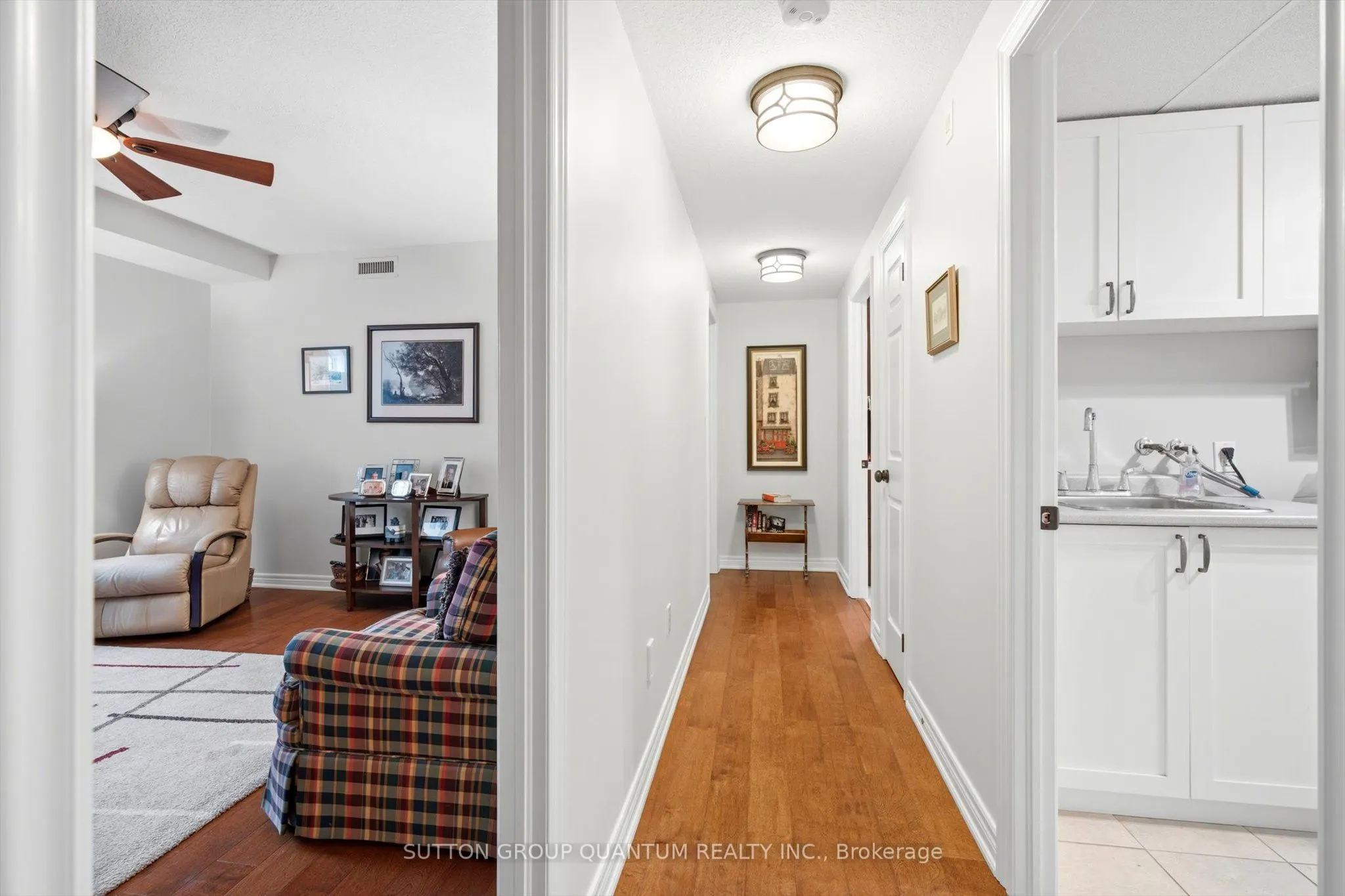 390 Upper Middle Road E #305