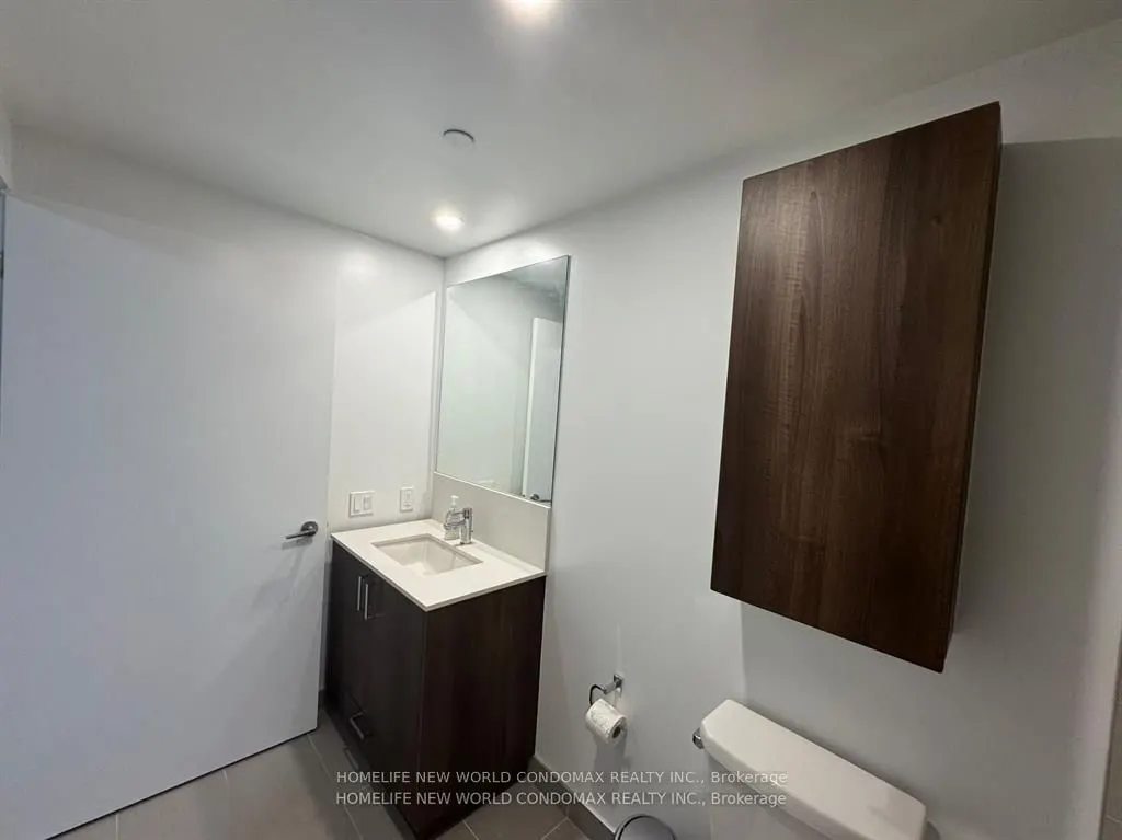 1787 ST. CLAIR Avenue W #609