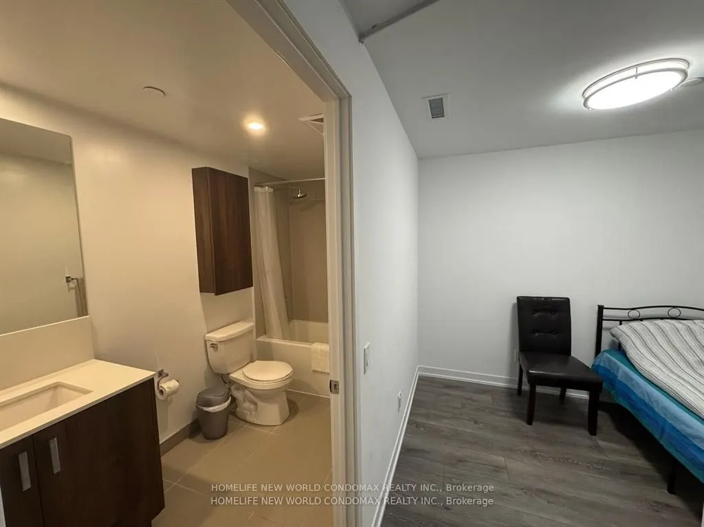 1787 ST. CLAIR Avenue W #609