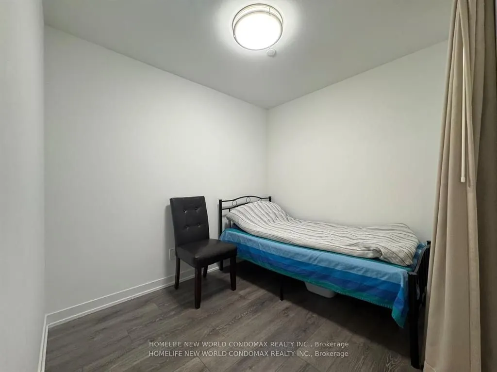 1787 ST. CLAIR Avenue W #609