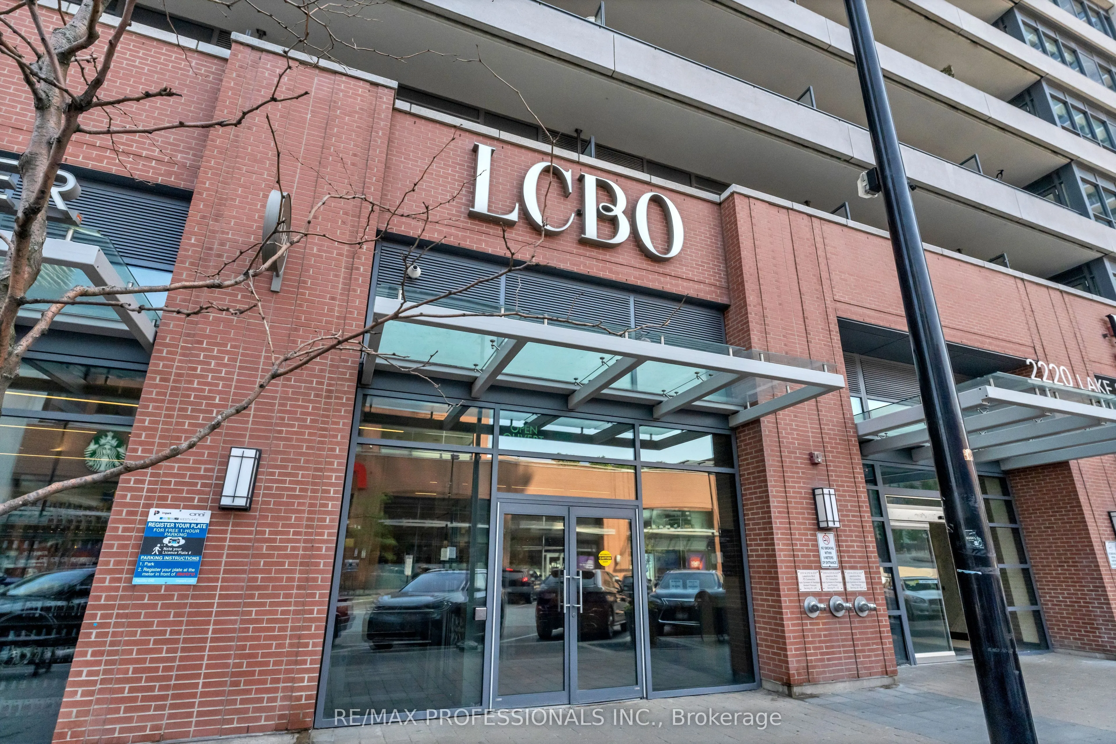 10 Park Lawn Road #1705