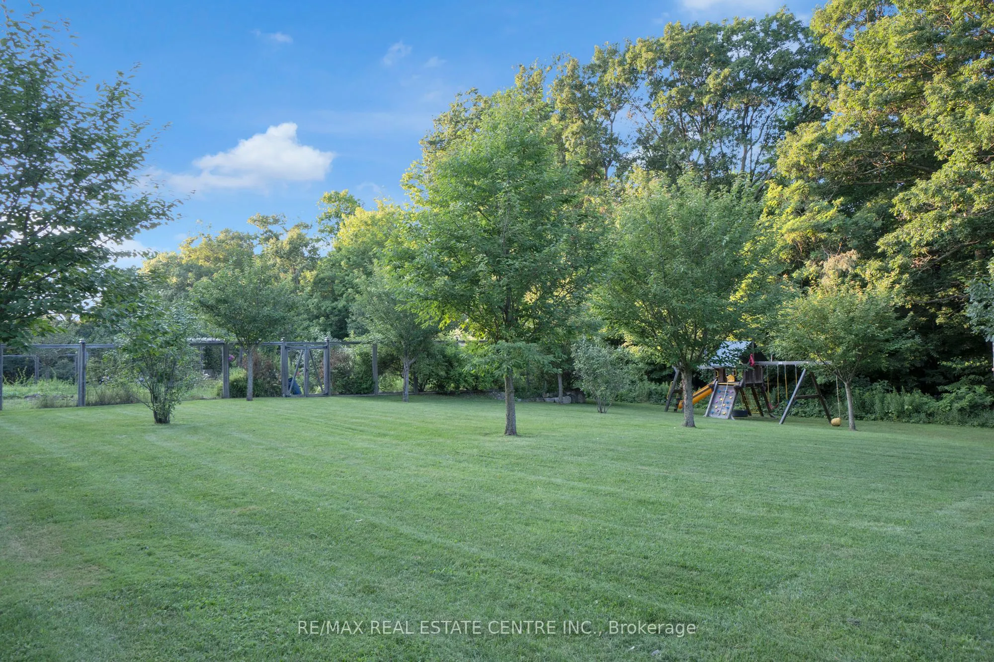 1175 Derry Road