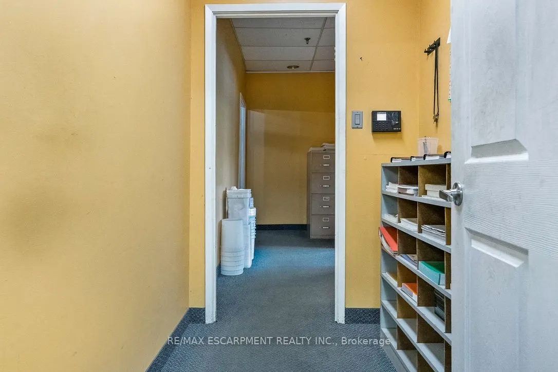 2430 Lucknow Drive #11