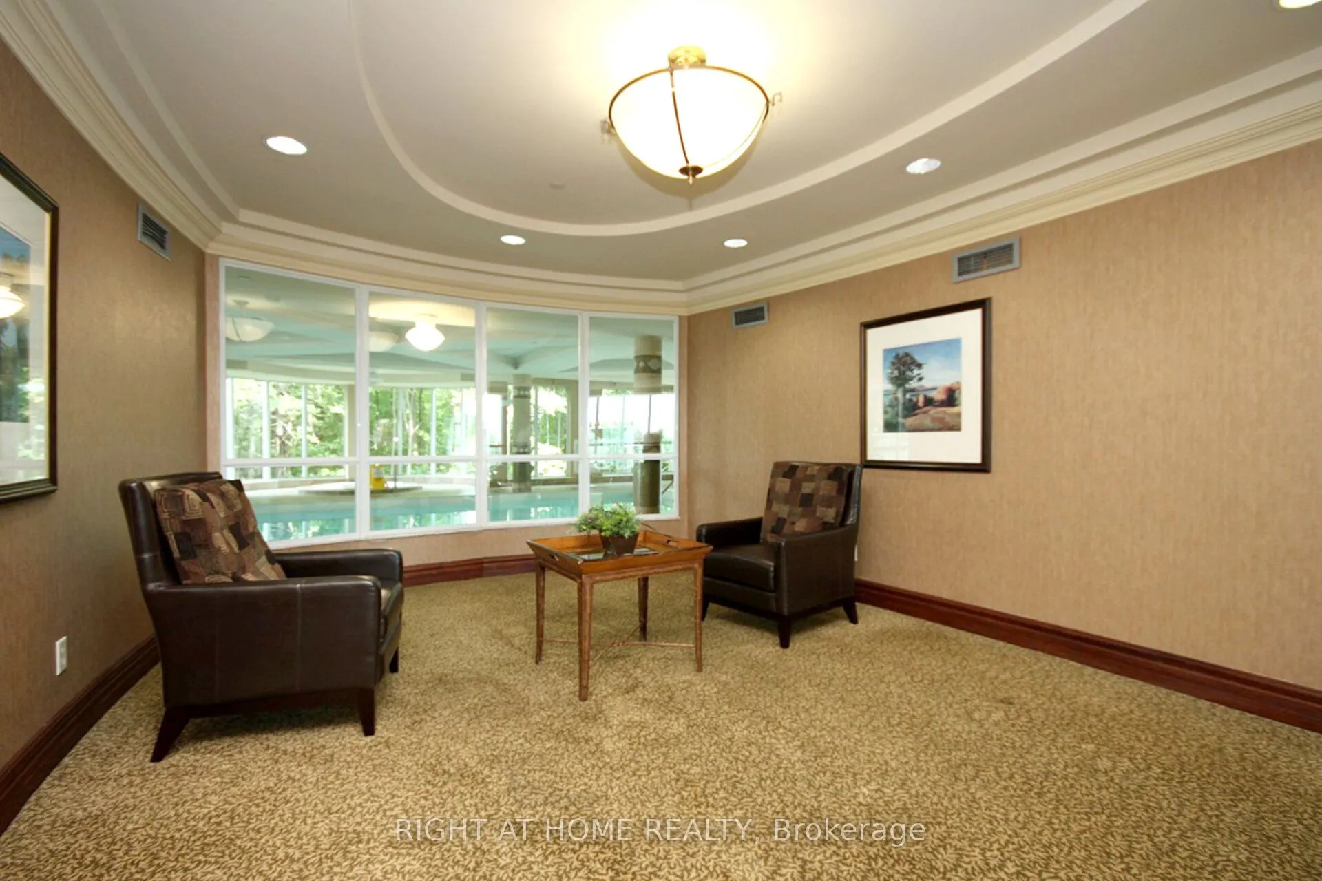 2545 Erin Centre Boulevard #1211