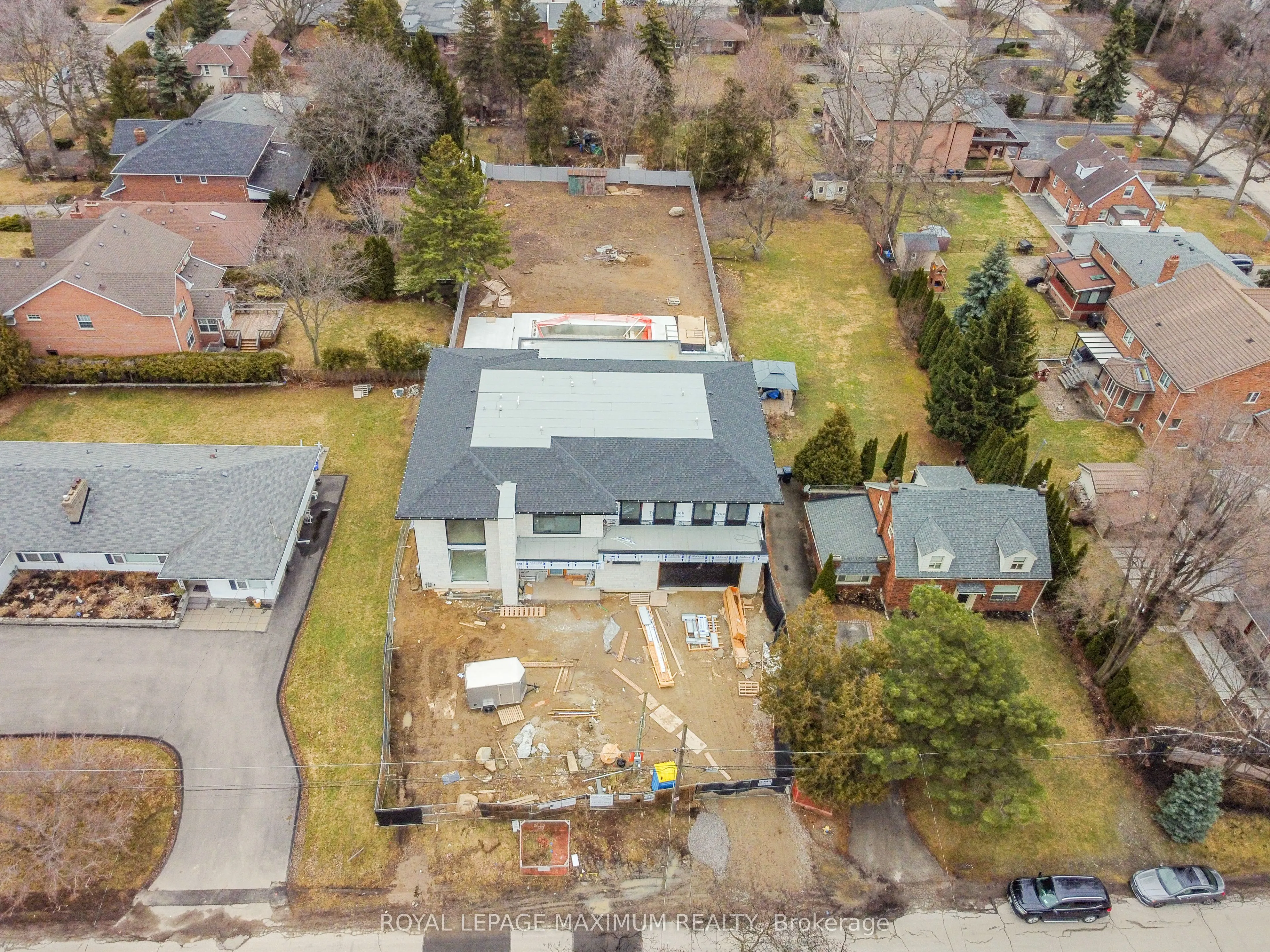78 Roxaline Street