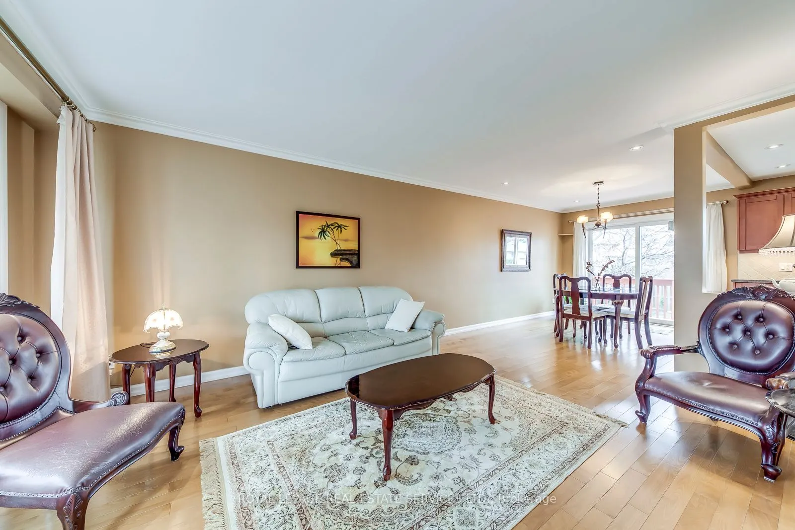 1607 Ewald Road