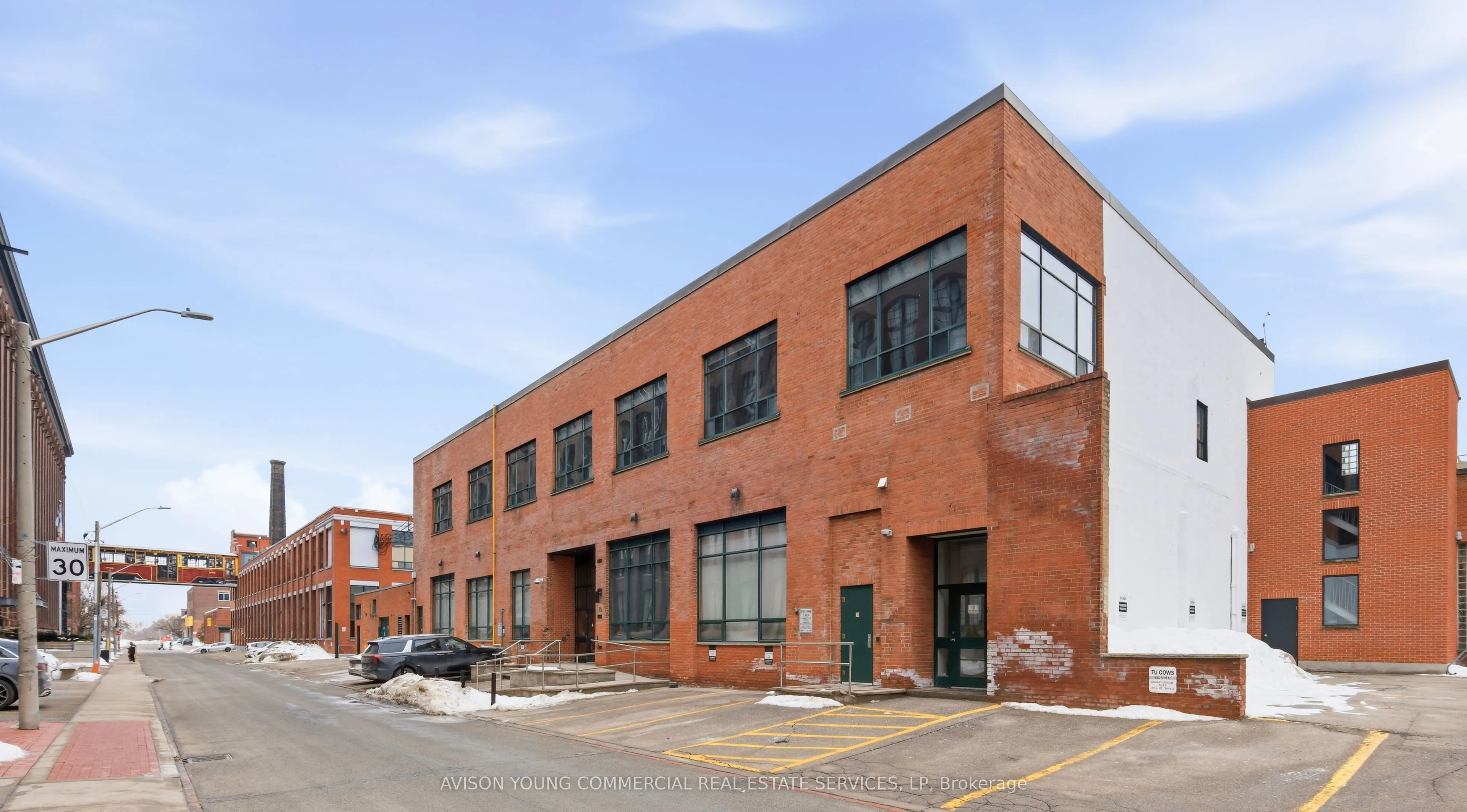 96 Mowat Avenue #Ground Floor & 2nd Floor