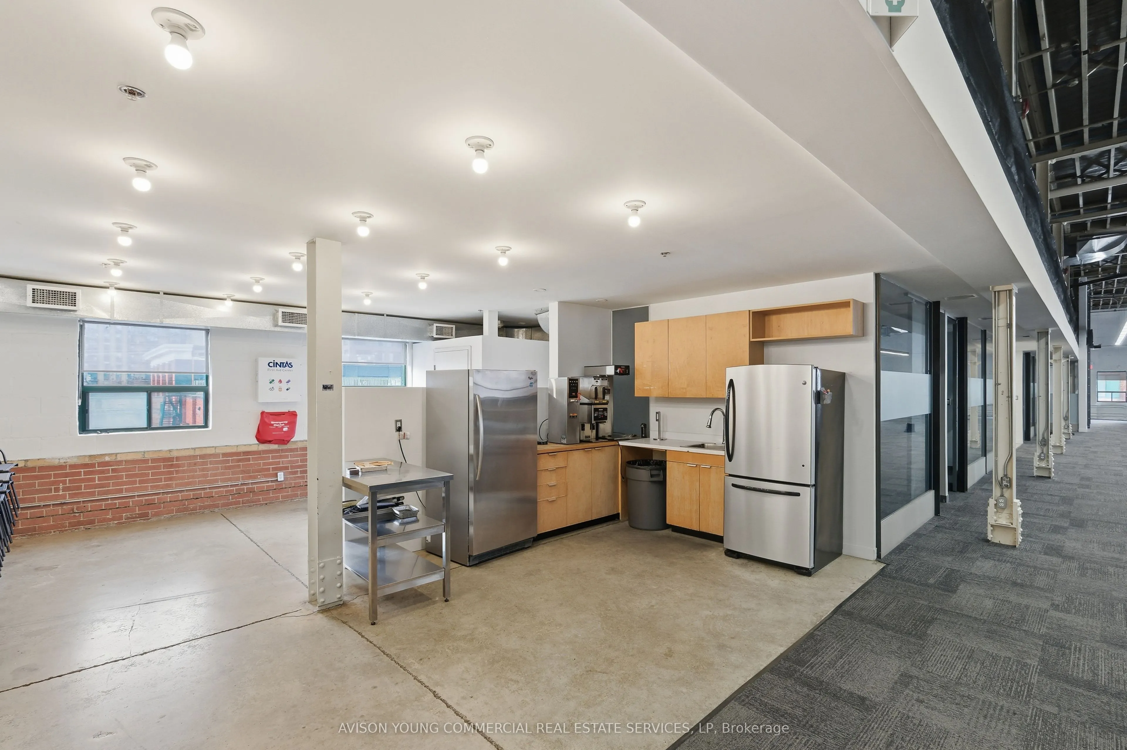 96 Mowat Avenue #Ground Floor & 2nd Floor