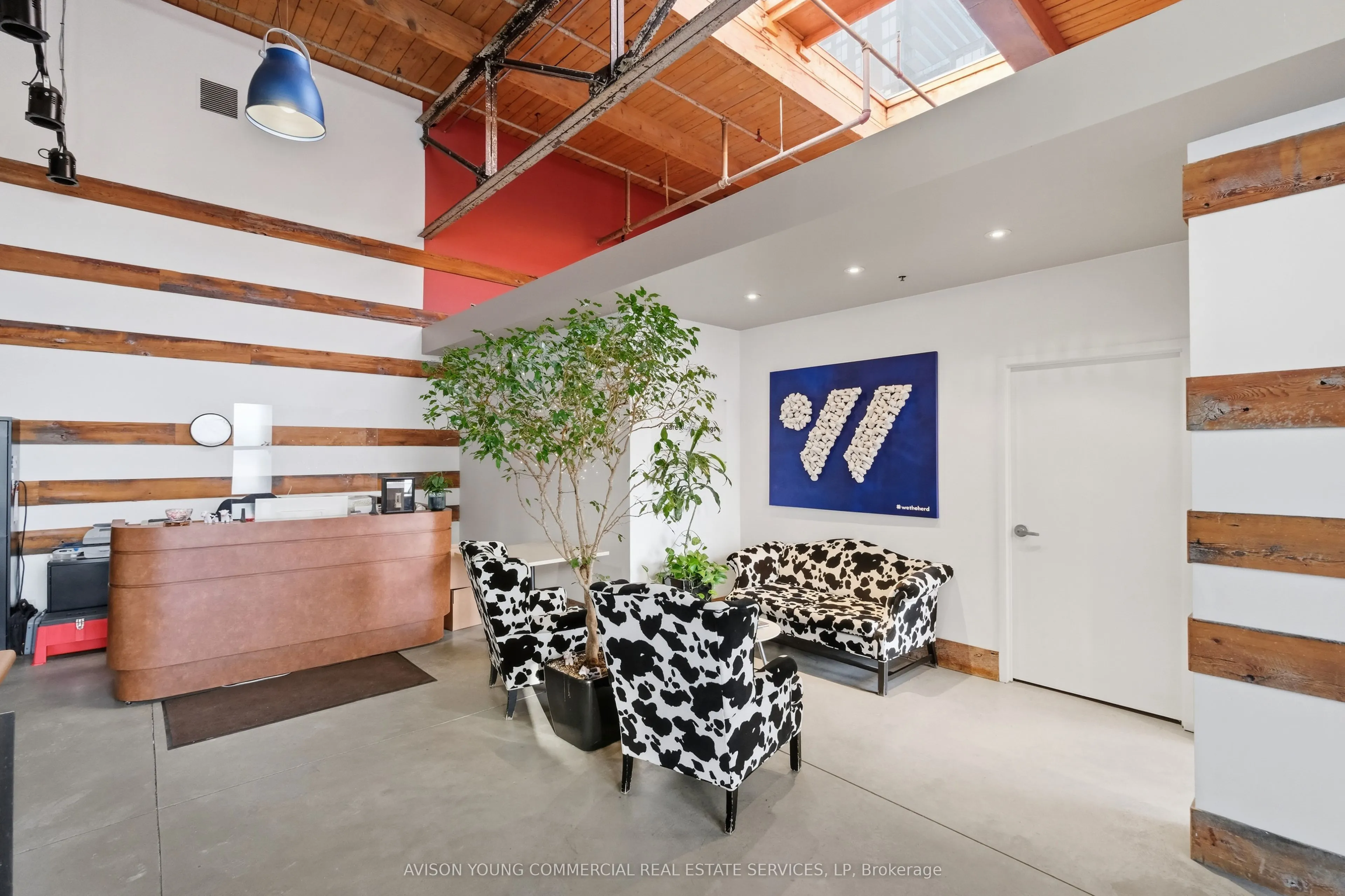 96 Mowat Avenue #Ground Floor