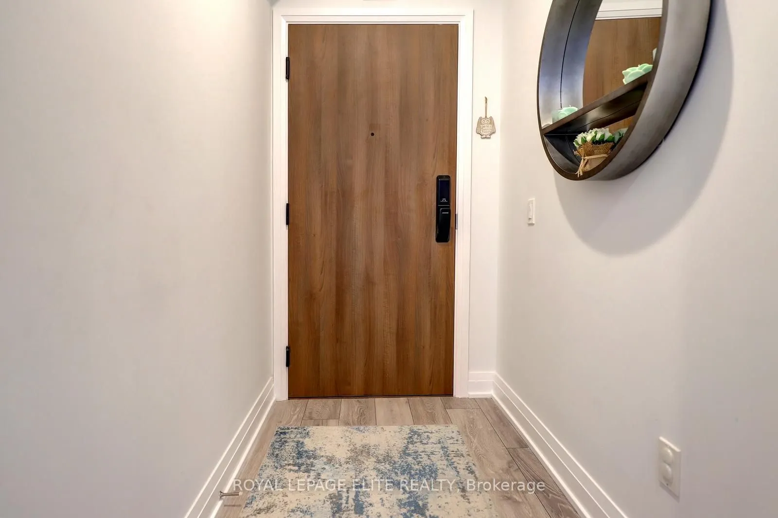 21 Park Street E #318