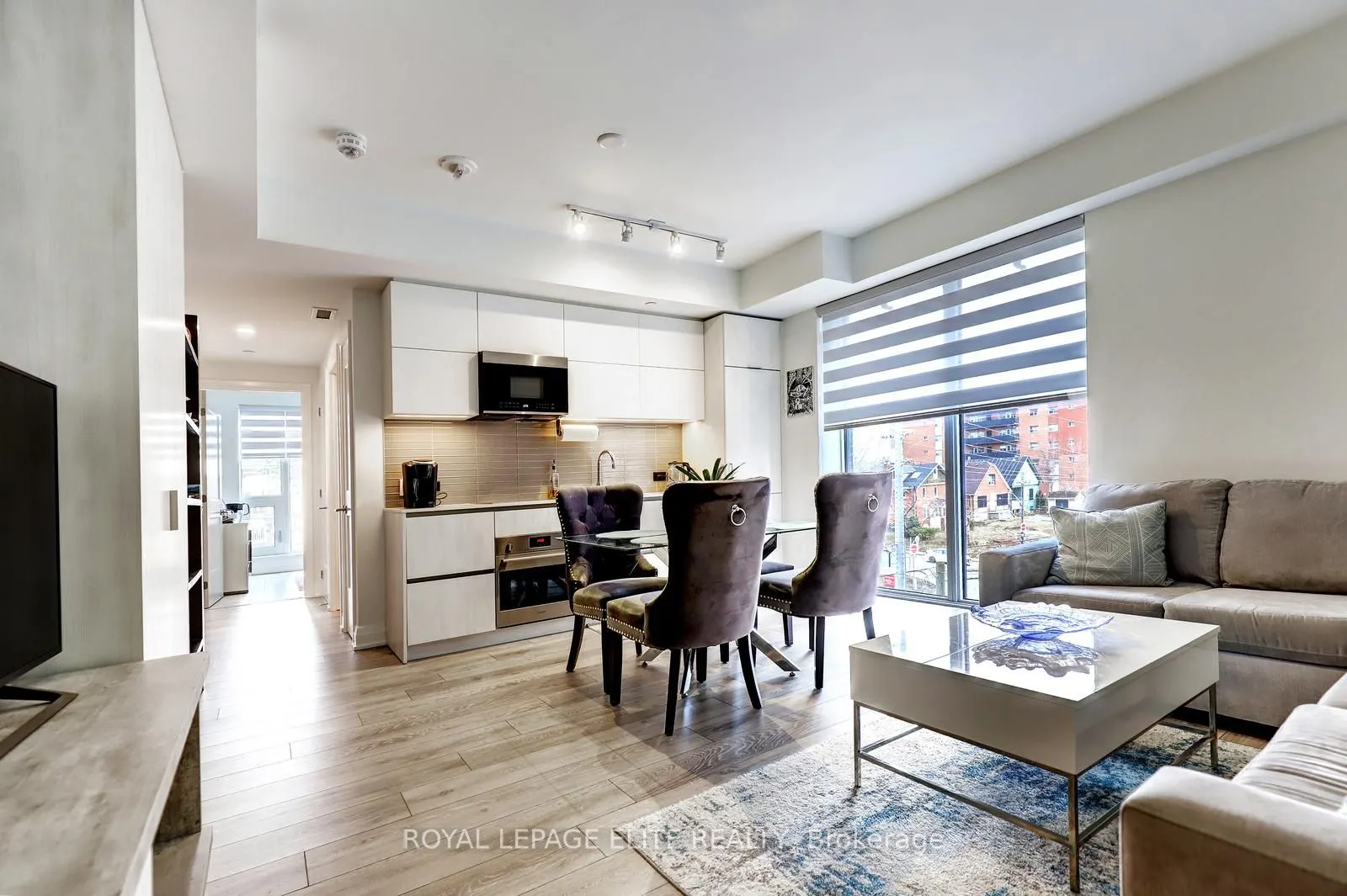 21 Park Street E #318