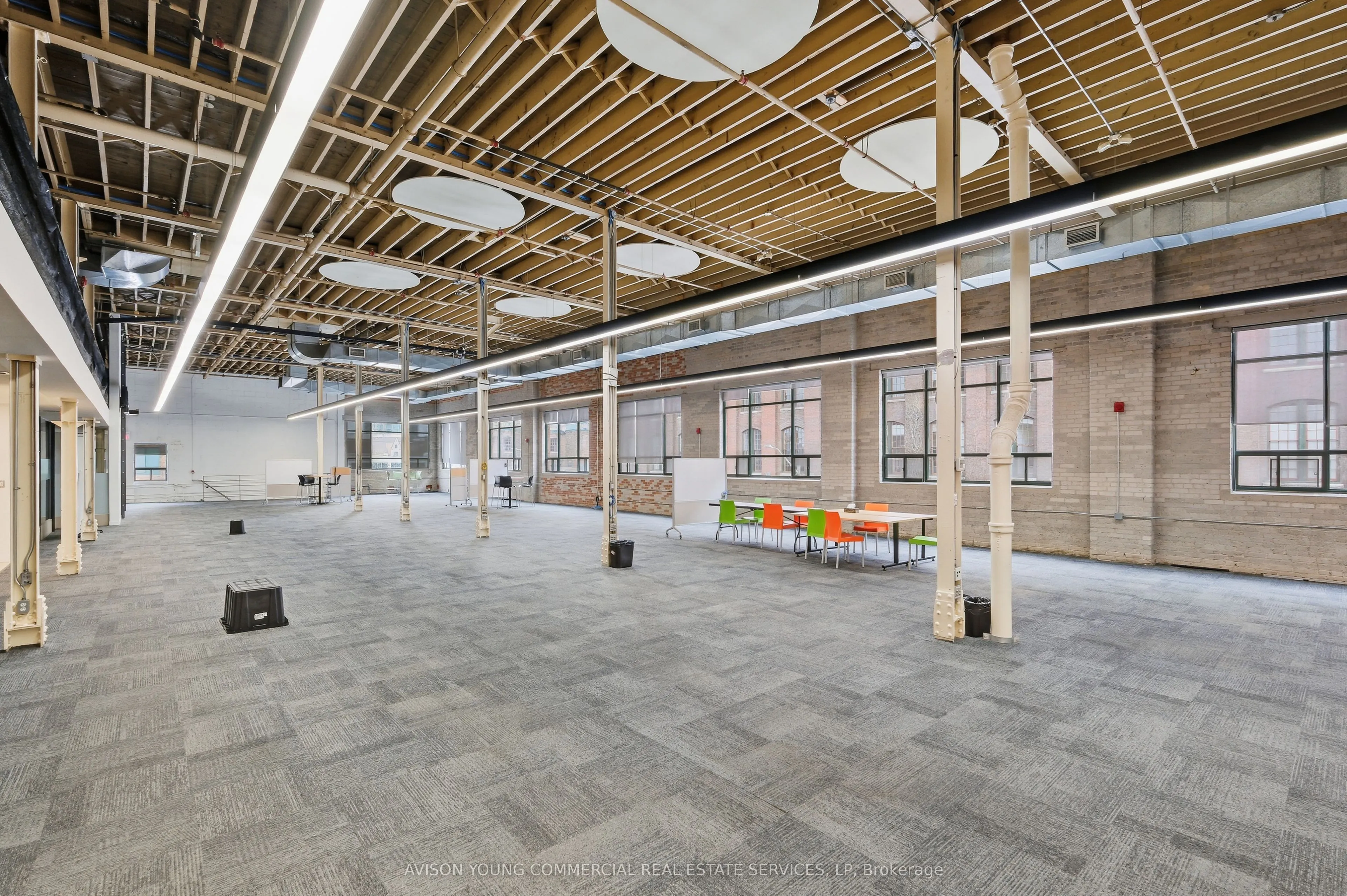 96 Mowat Avenue #2nd Floor