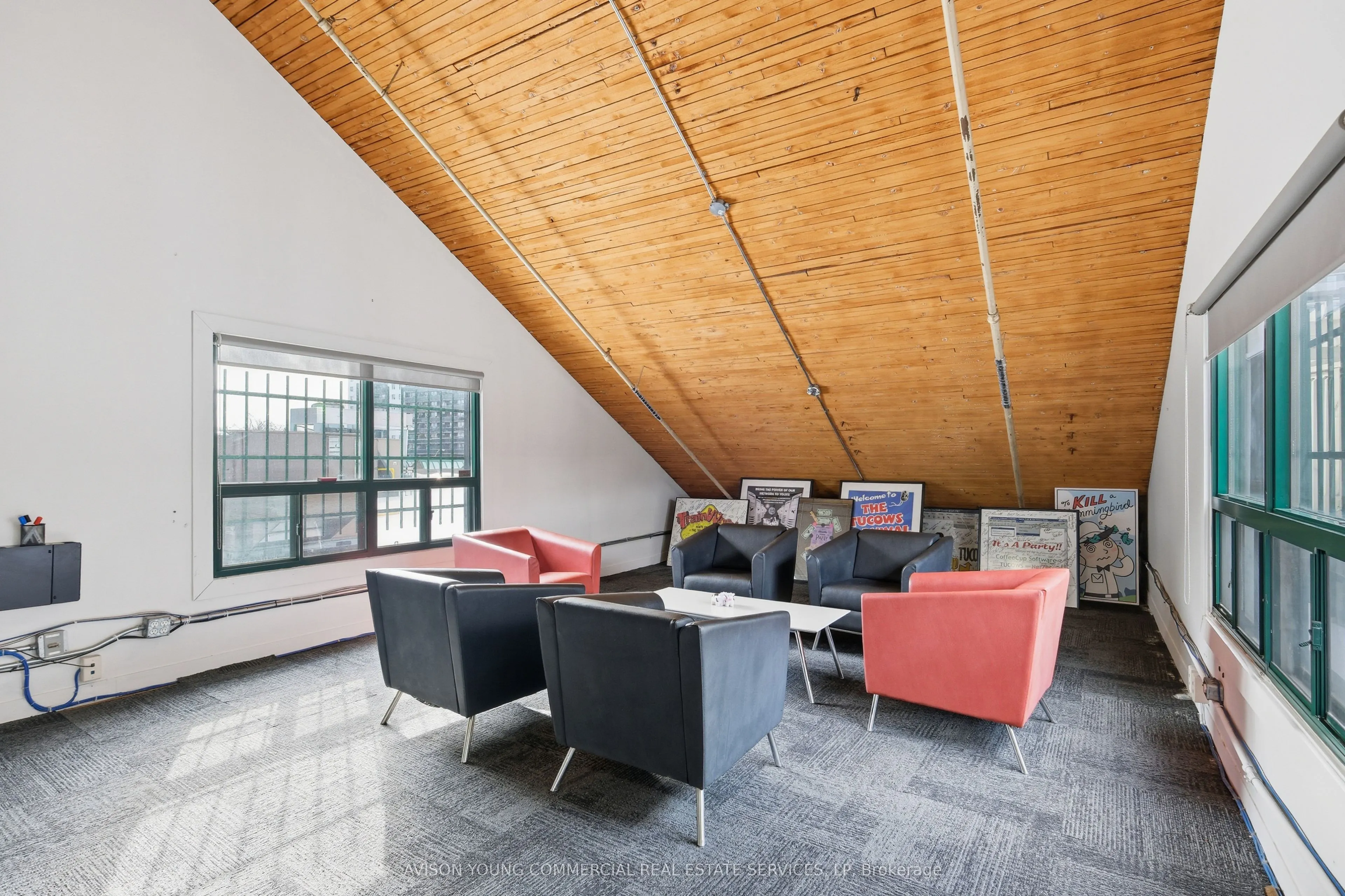 96 Mowat Avenue #2nd Floor