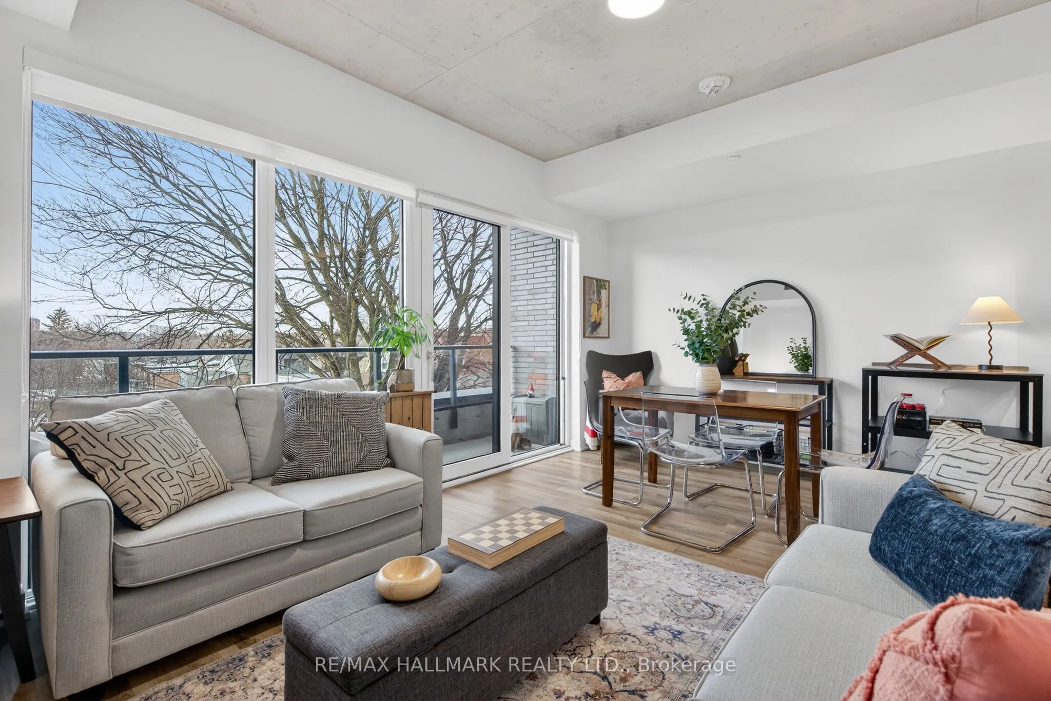 1808 St. Clair Avenue W #304