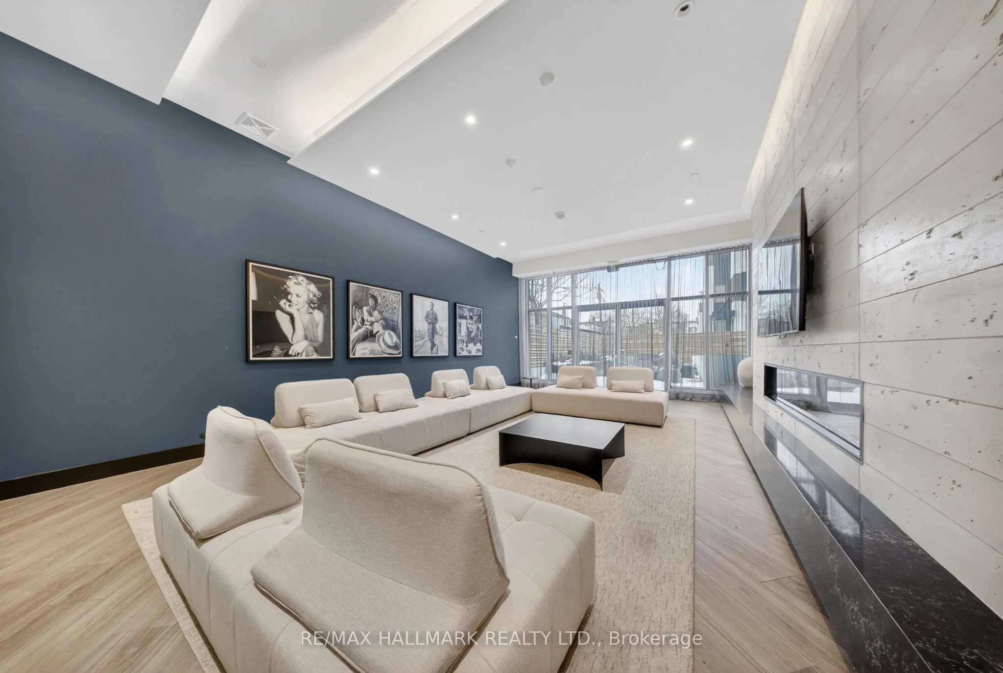 1808 St. Clair Avenue W #304