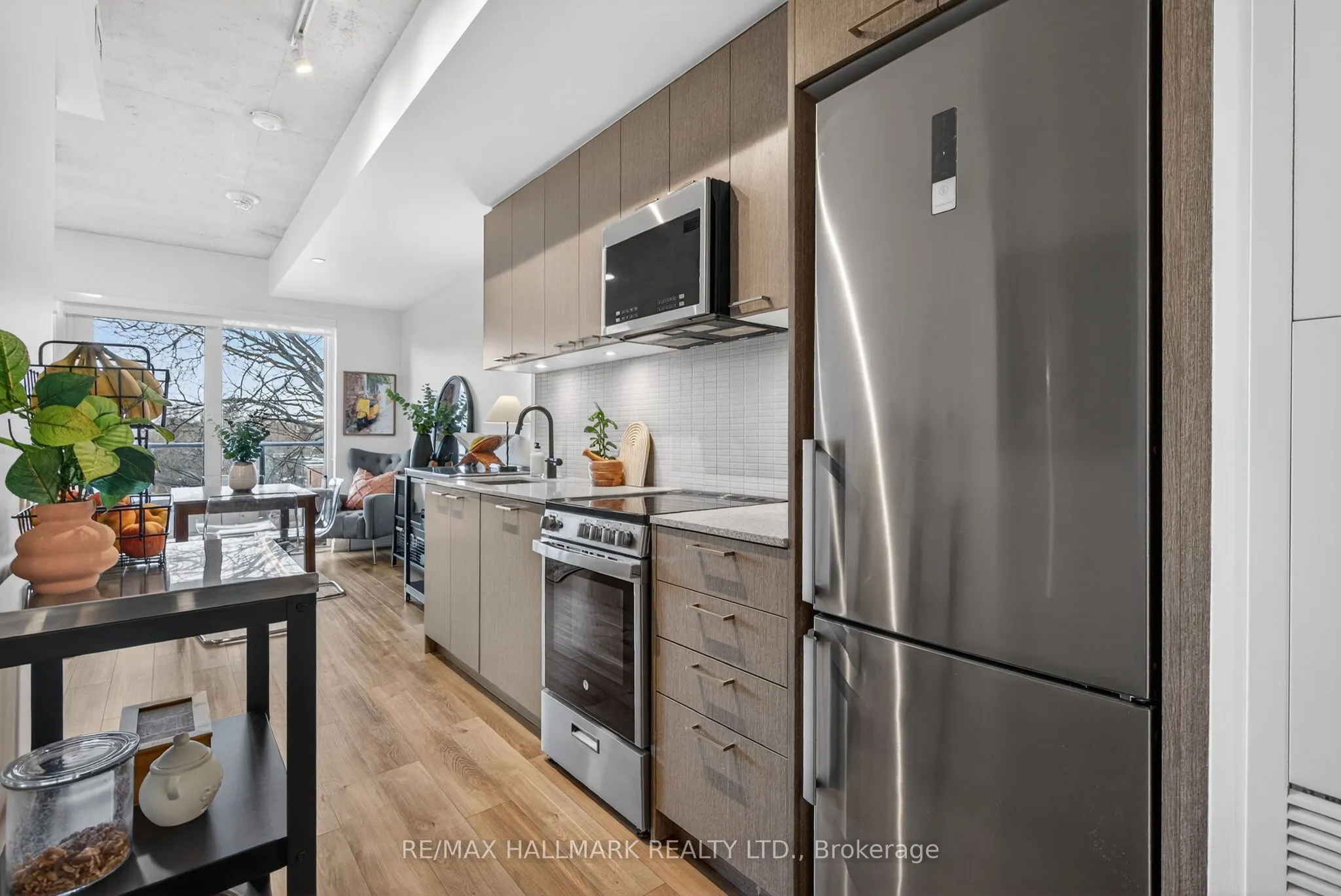 1808 St. Clair Avenue W #304
