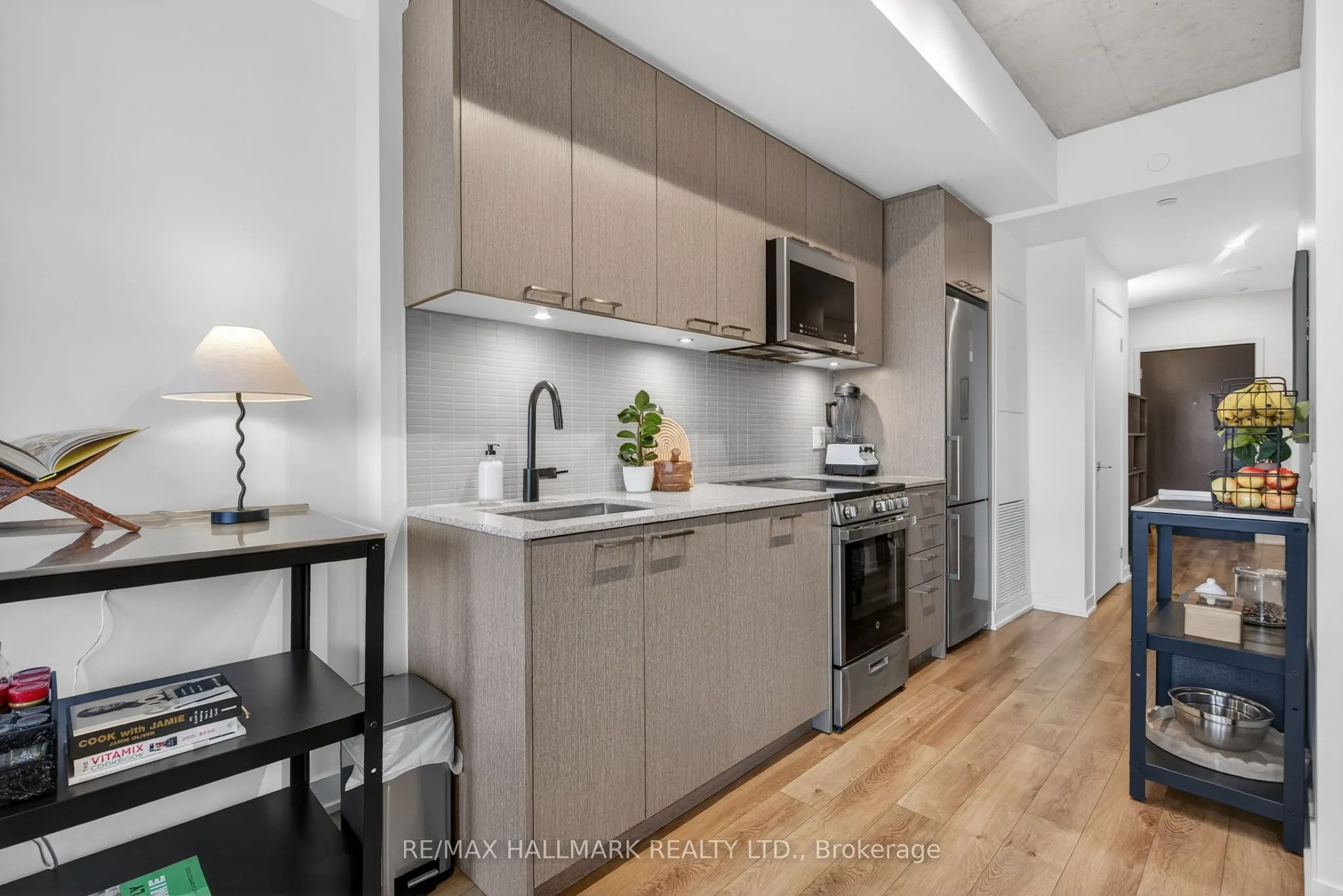 1808 St. Clair Avenue W #304