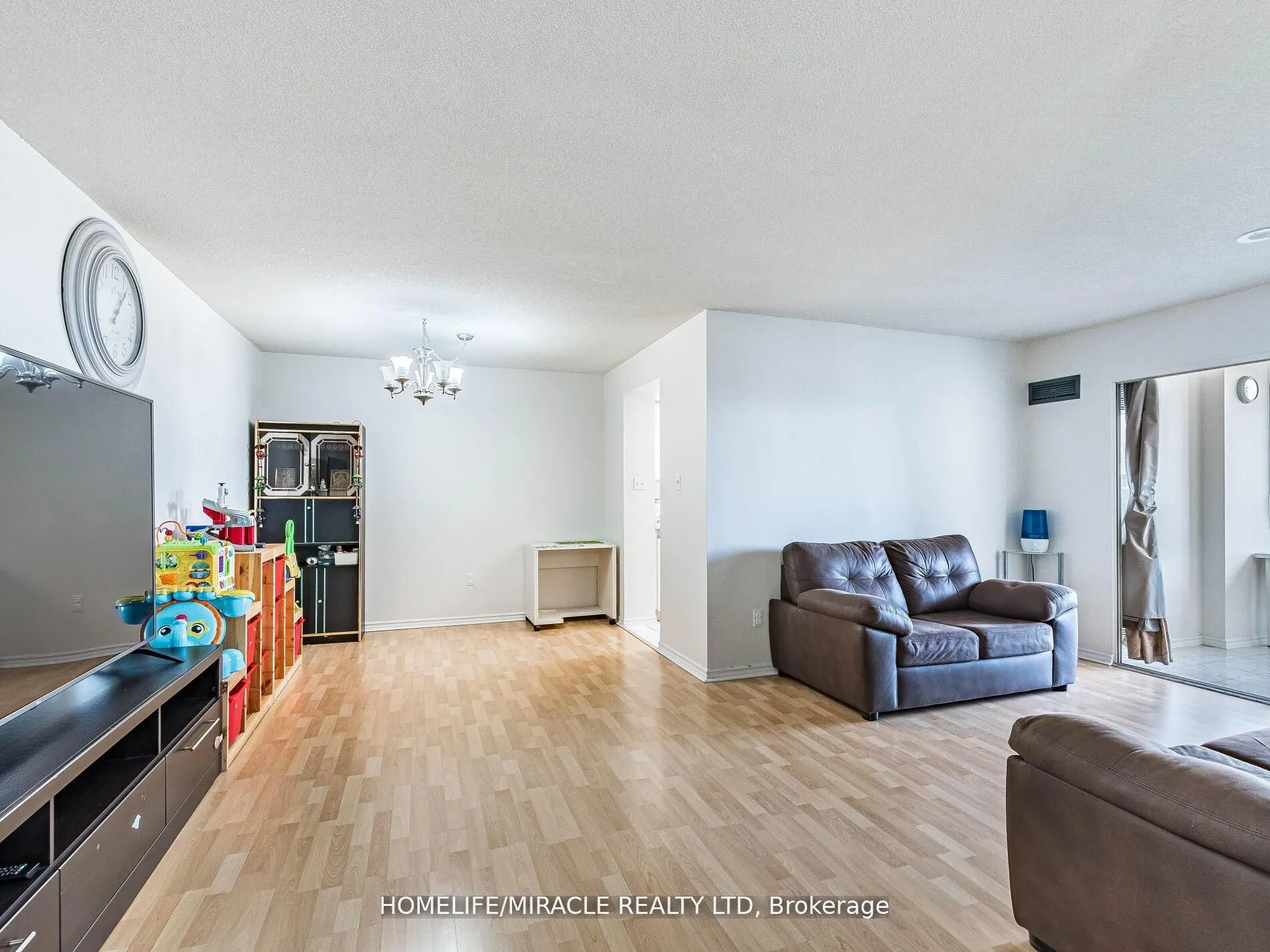 30 Malta Avenue #1809