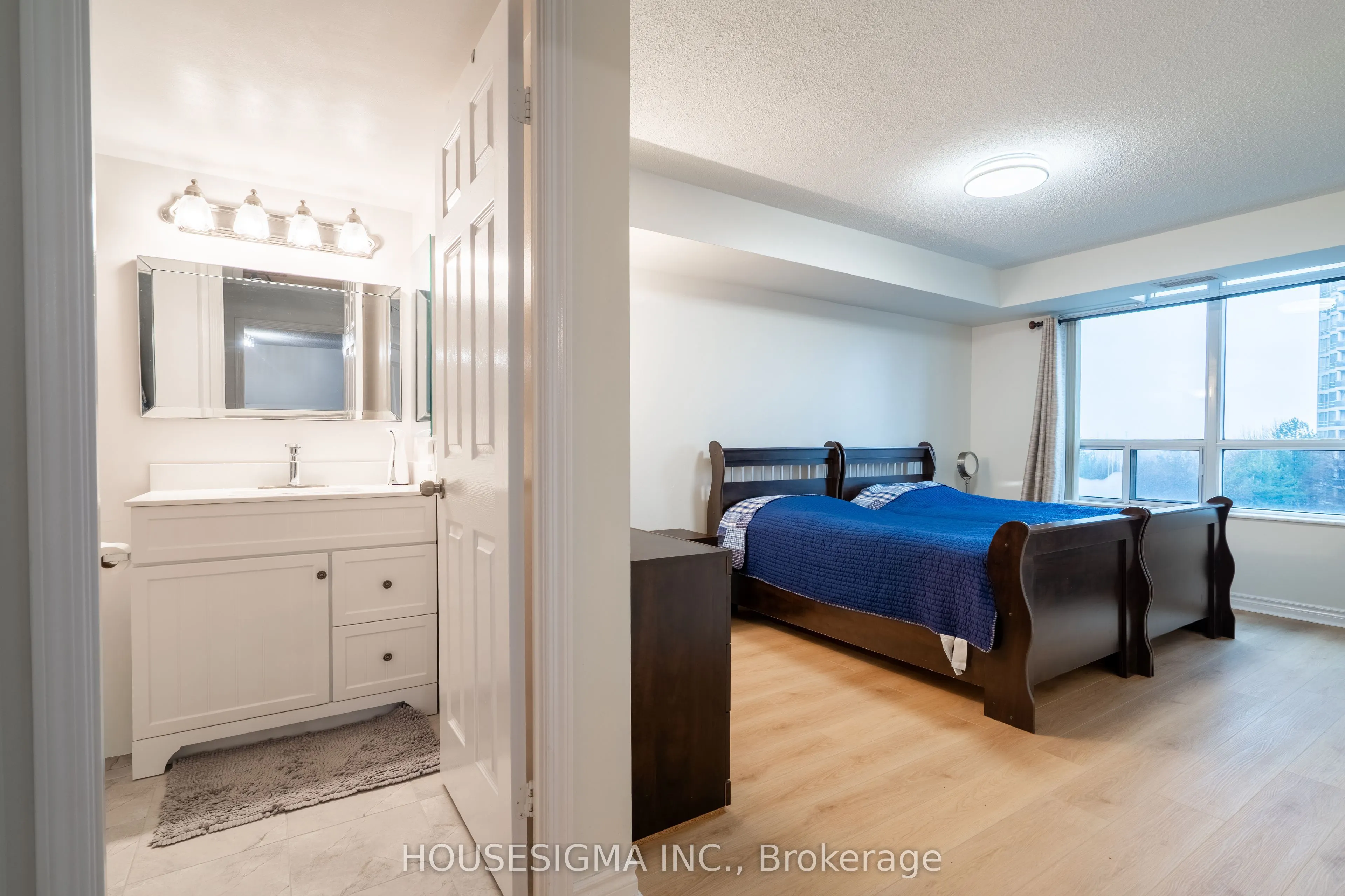 35 Kingsbridge Garden Circle #513