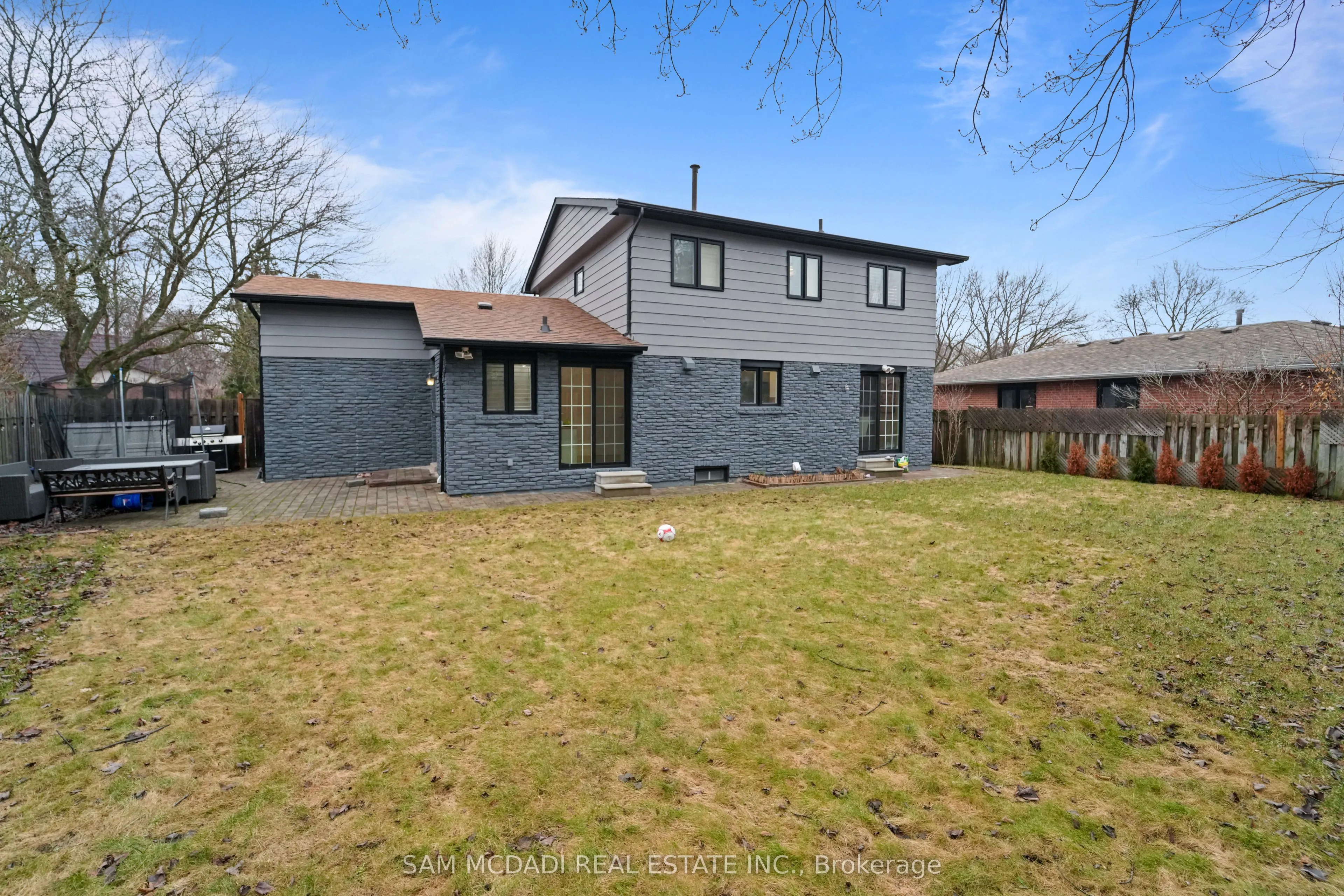 2290 Devon Road