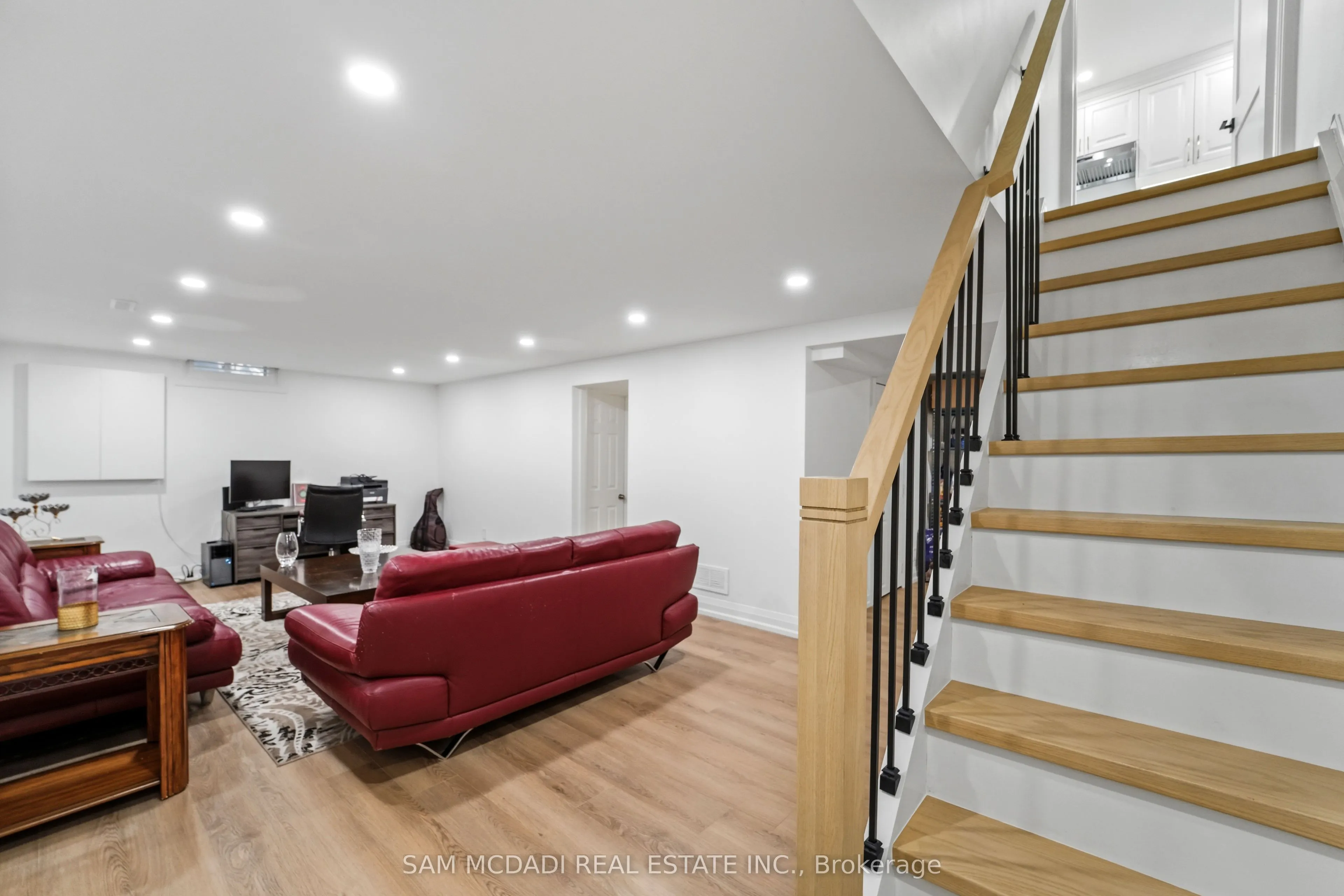 2290 Devon Road