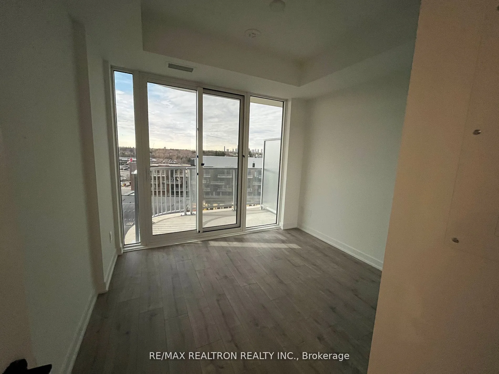 220 Missinnihe Way #817